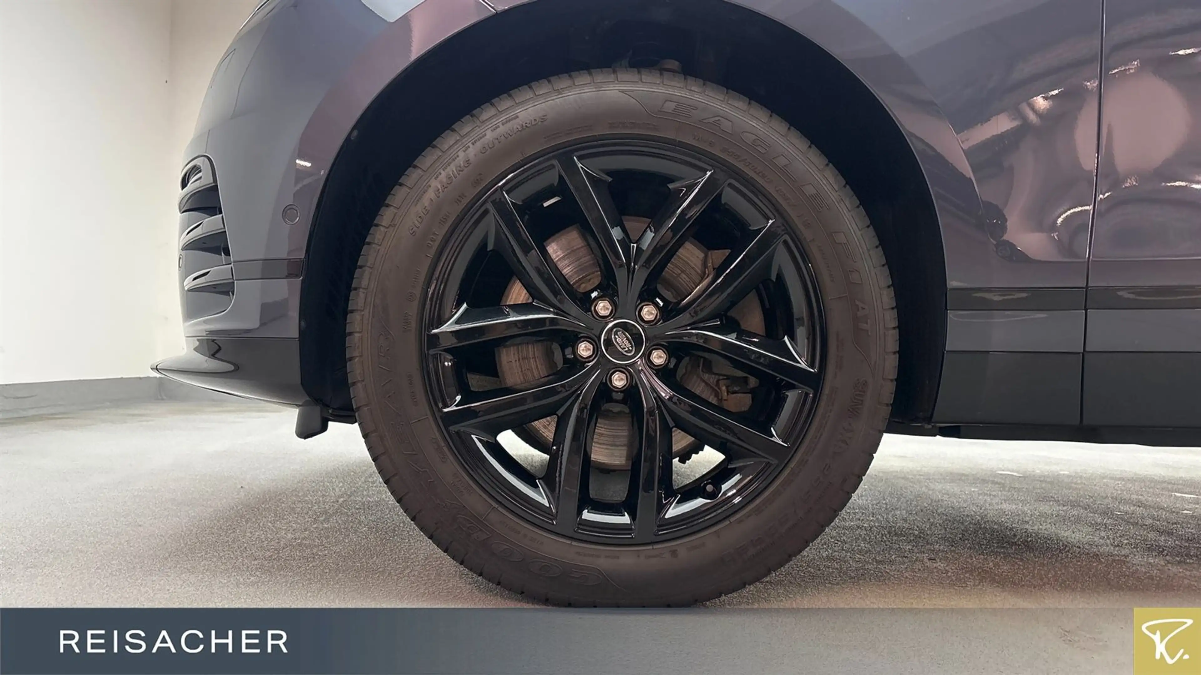 Land Rover Range Rover Velar D300 Dynamic HSE — photo 3