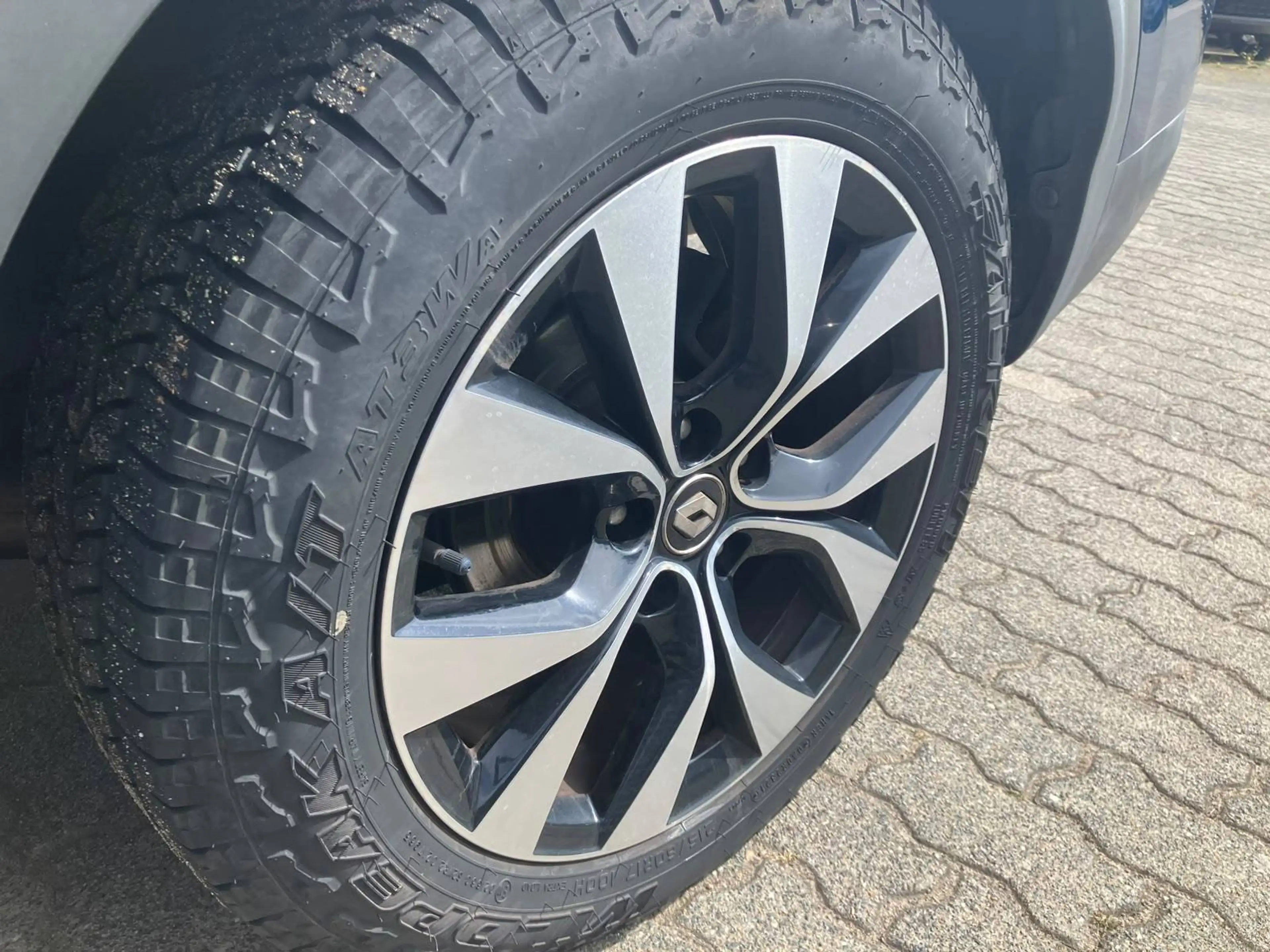 Renault Arkana ZEN TCe 140 EDC — photo 15
