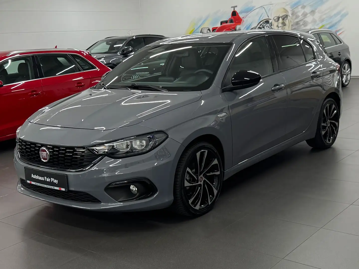 Fiat Tipo S-Design XENON/NAVI/KAMERA/U-FREI! Grau - 1