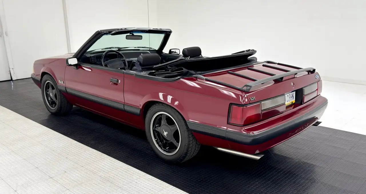 Ford Mustang LX Convertible, foto 6