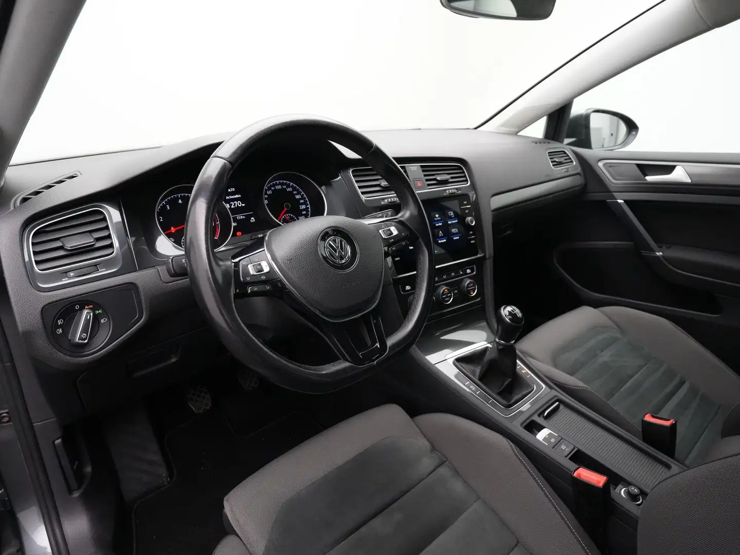 Volkswagen Golf Variant 1.0 TSI 115 pk Comfortline Business | Stoelverwarm Grijs - 2