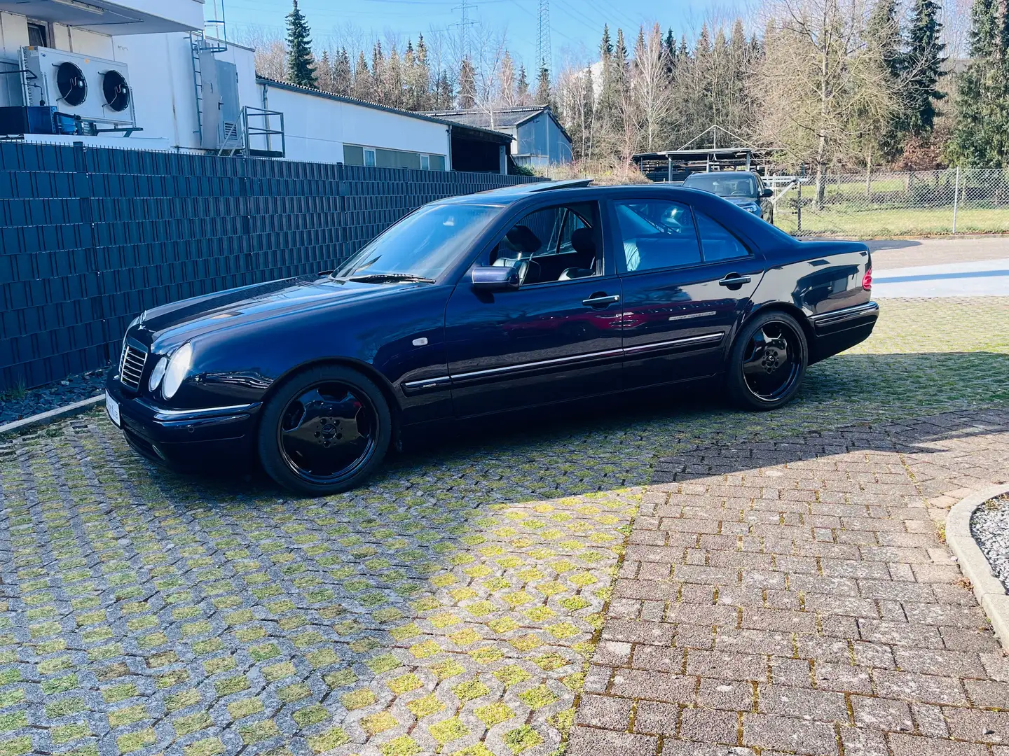 Mercedes-Benz E 55 AMG Designo*Mysticviolett*Voll*Comand*Standhzg*PDC Fialová - 2