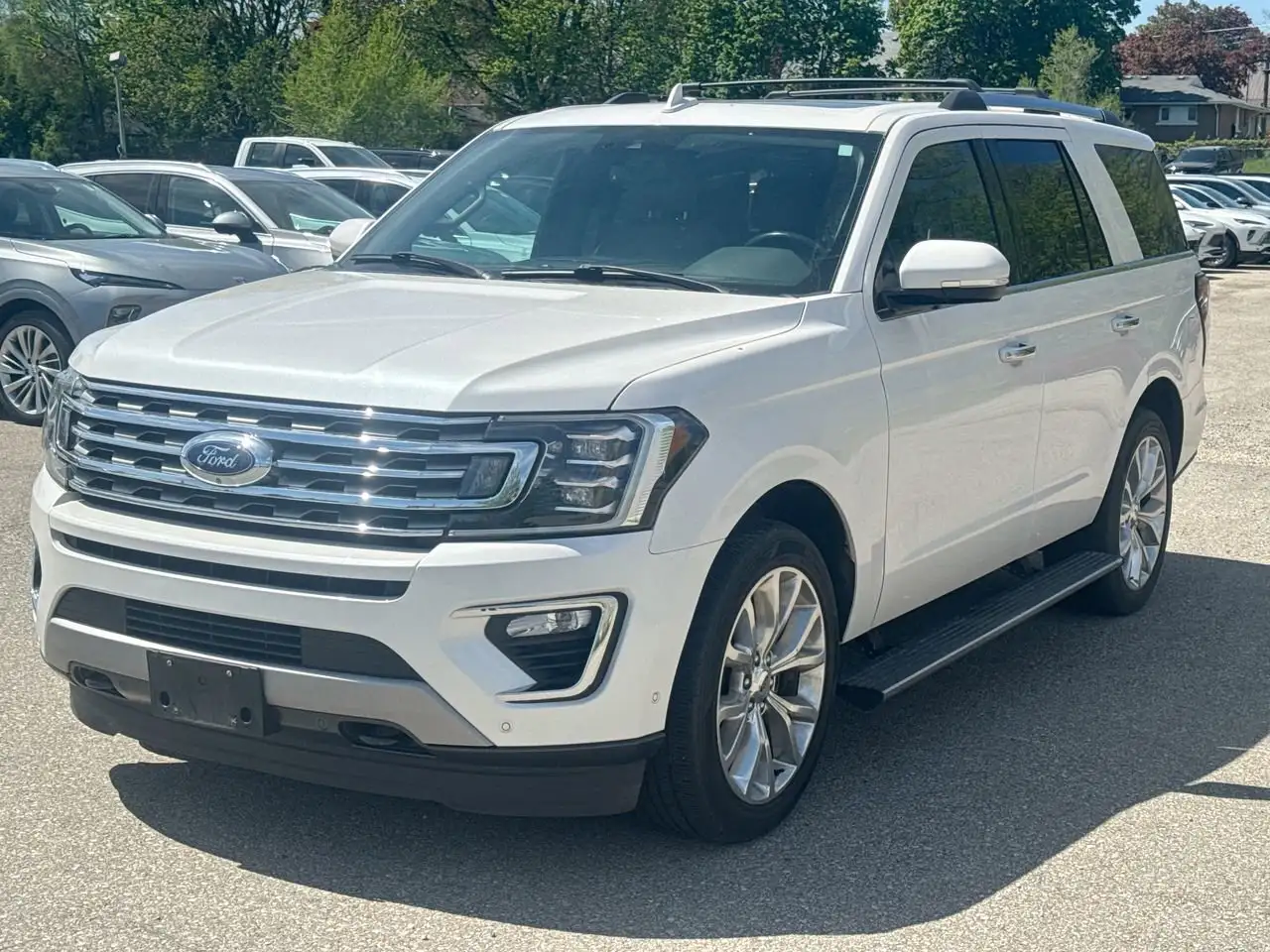 Ford Expedition снимка Ford Expedition