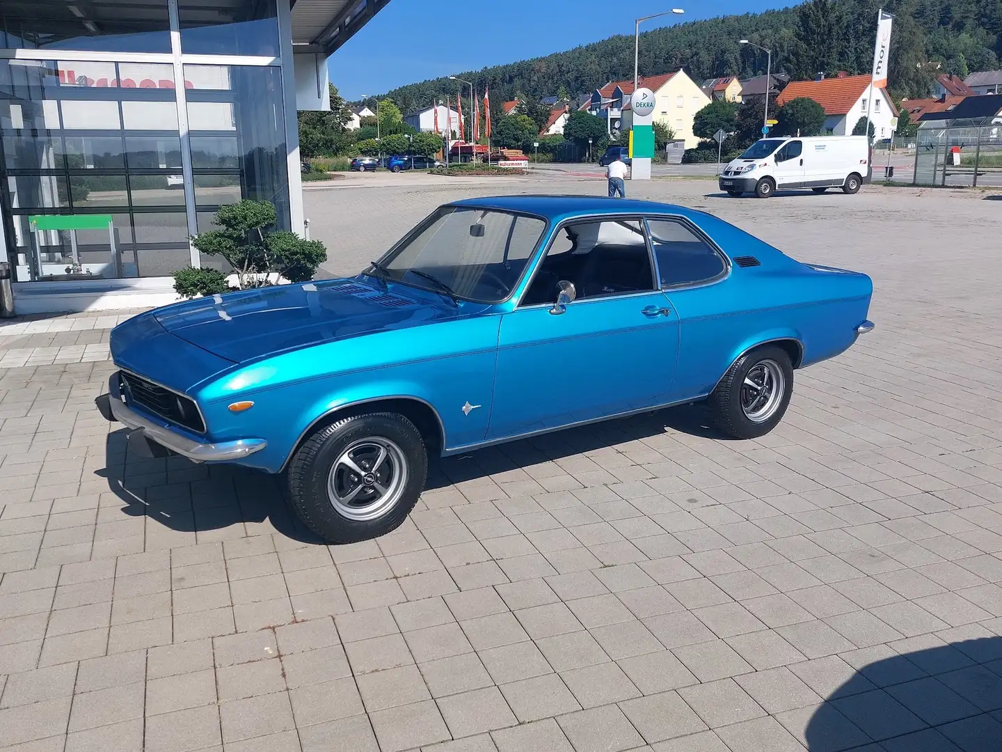 Opel Manta Manta A Blau - 1