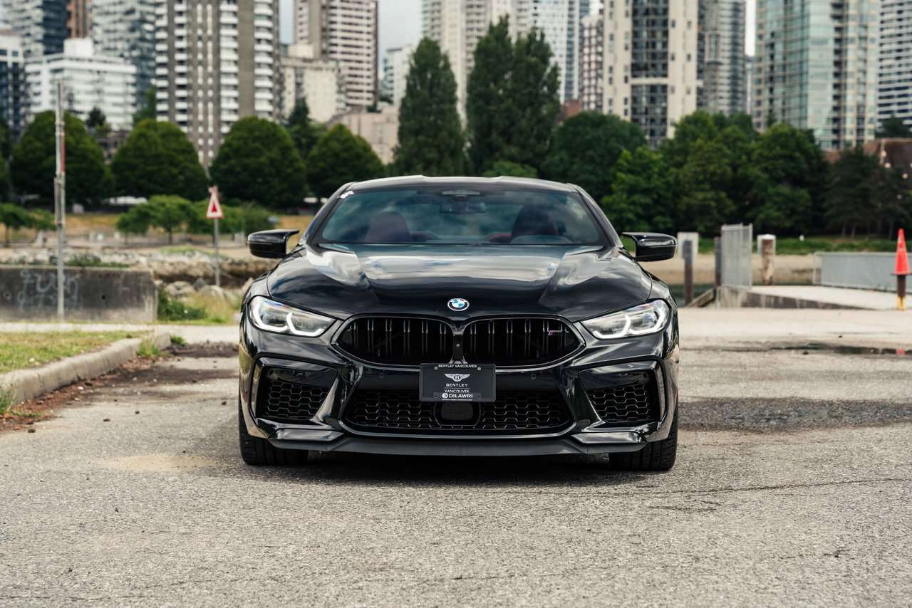 2025 BMW M8 Competition Coupe 13k In Options | No Accidents | — снимка 1