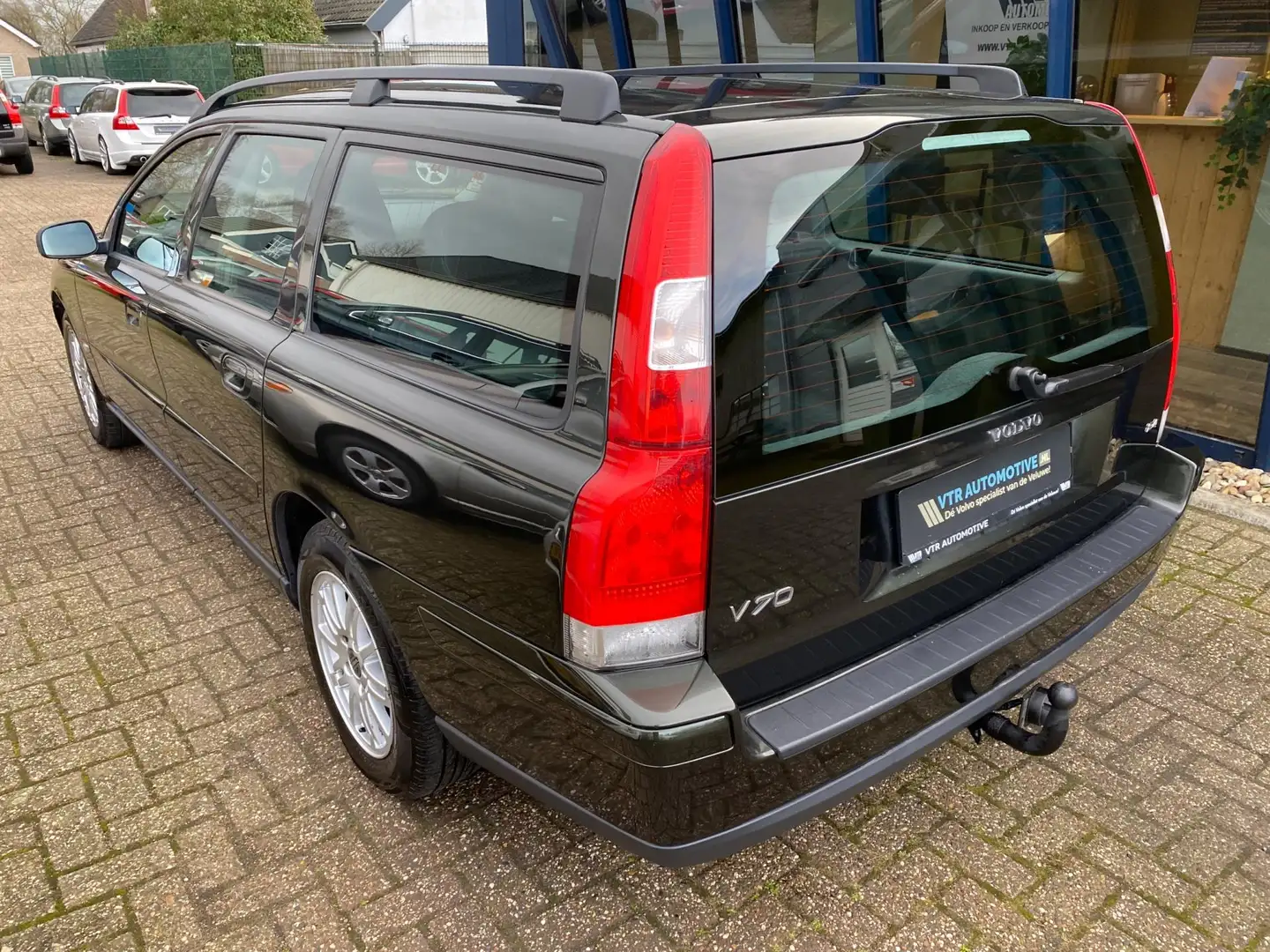 Volvo V70 2.4 Edition 170PK Automaat Vert - 2