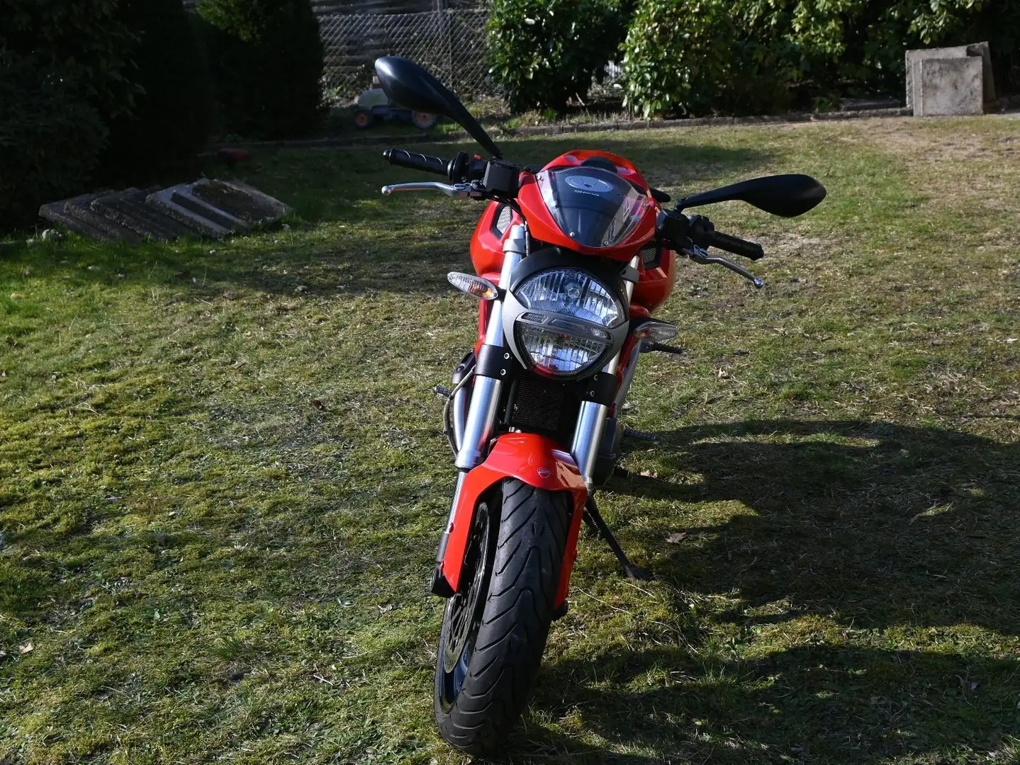 Ducati Monster 696 ABS Rood - 1