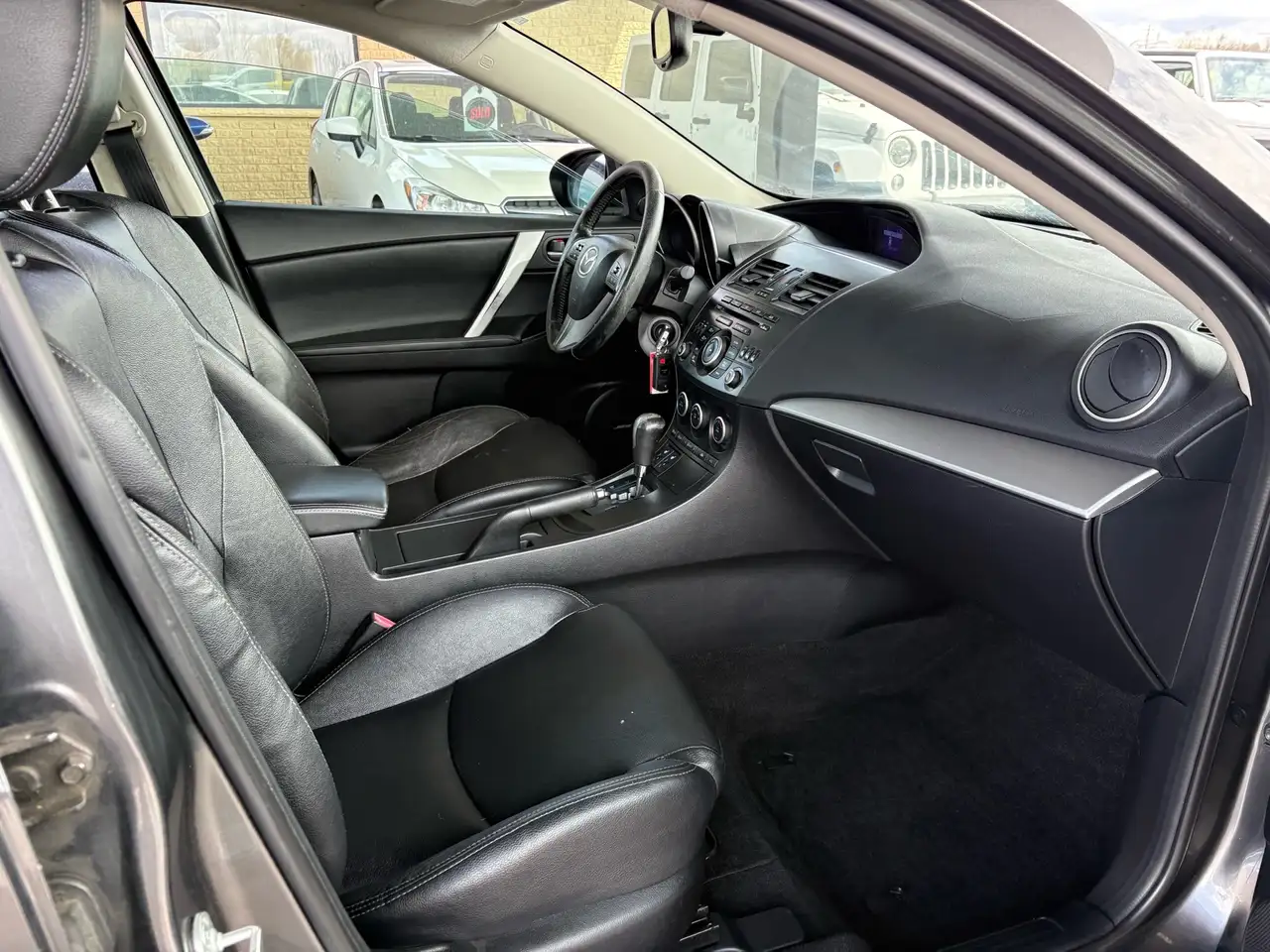 Mazda 3 photo Mazda 3