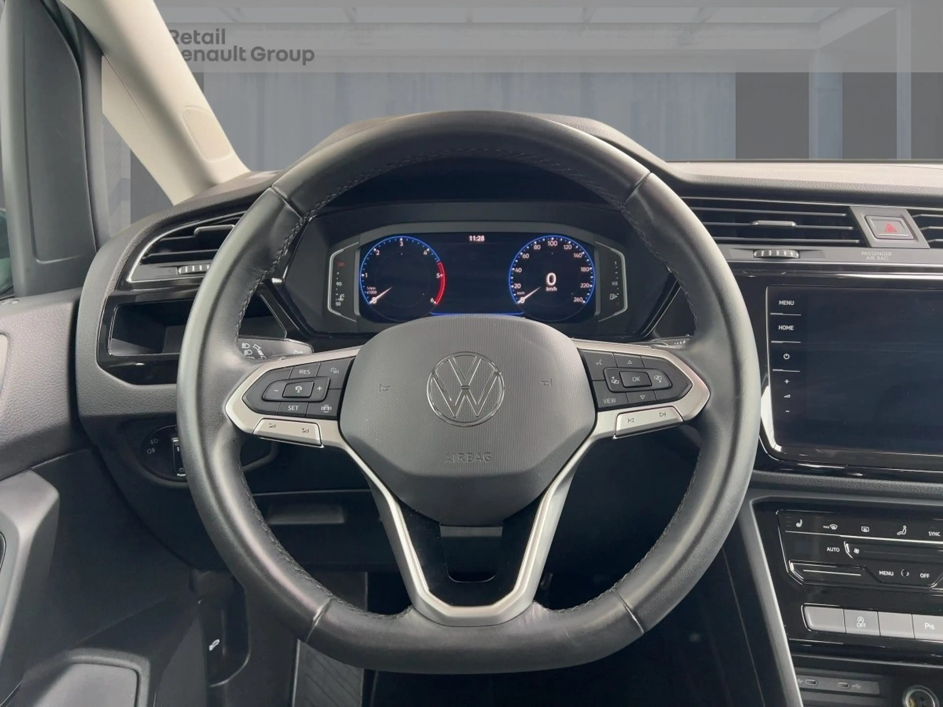 Volkswagen Touran 2.0 TDI Highline — photo 11
