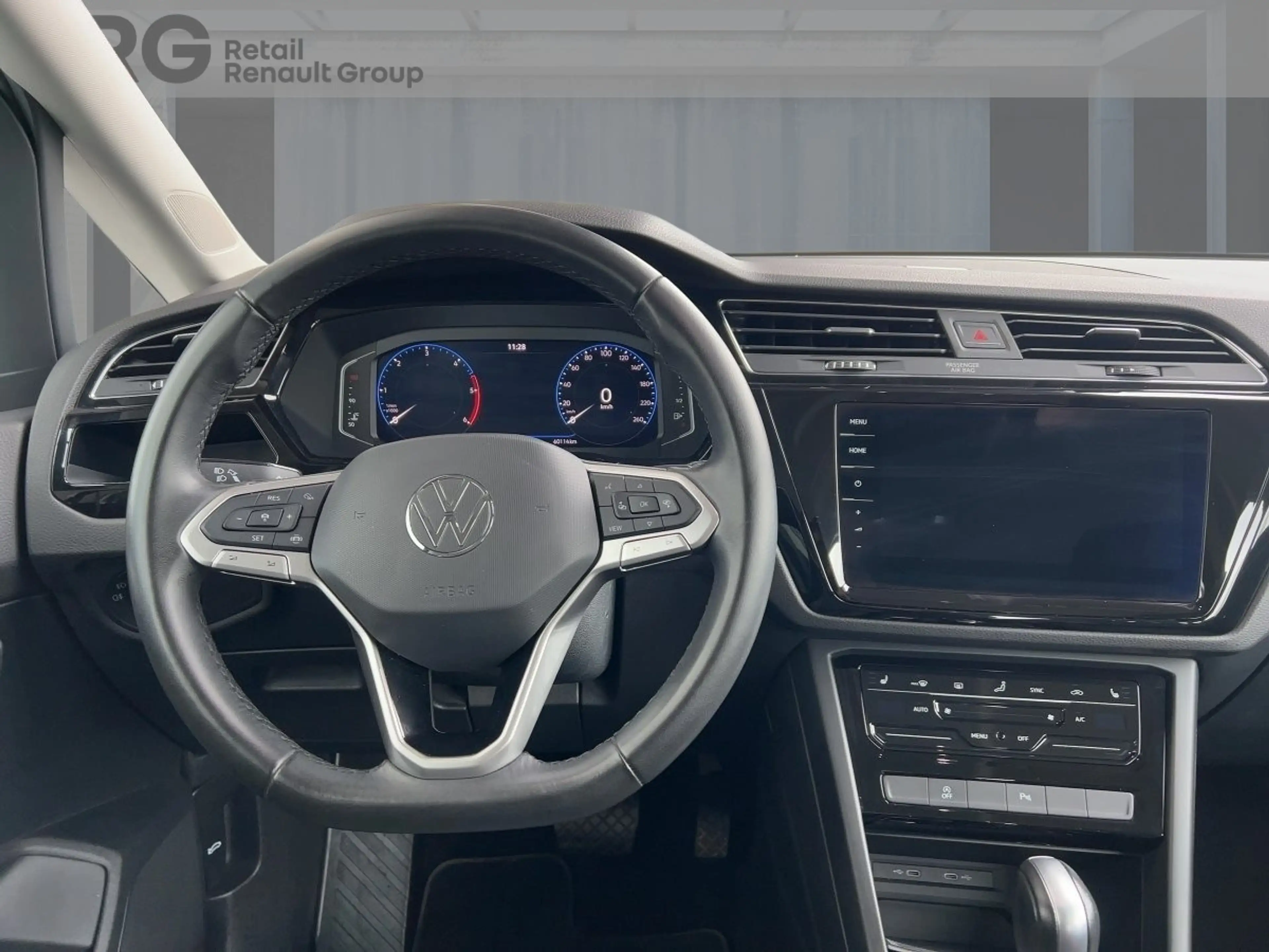 Volkswagen Touran 2.0 TDI Highline — photo 12