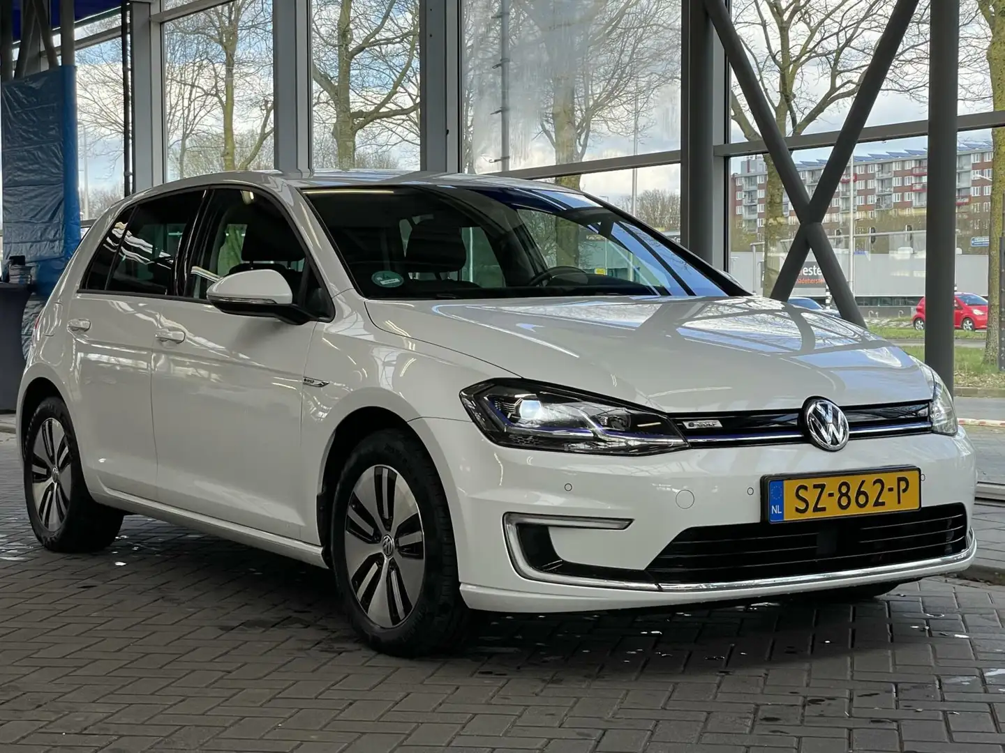 Volkswagen e-Golf Automaat 2018 Elektrisch Incl btw !!! Beyaz - 2