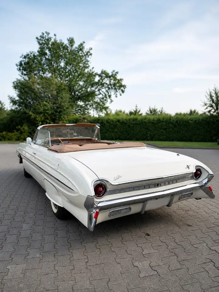 Oldsmobile Dynamic 88 Convertible, foto 2