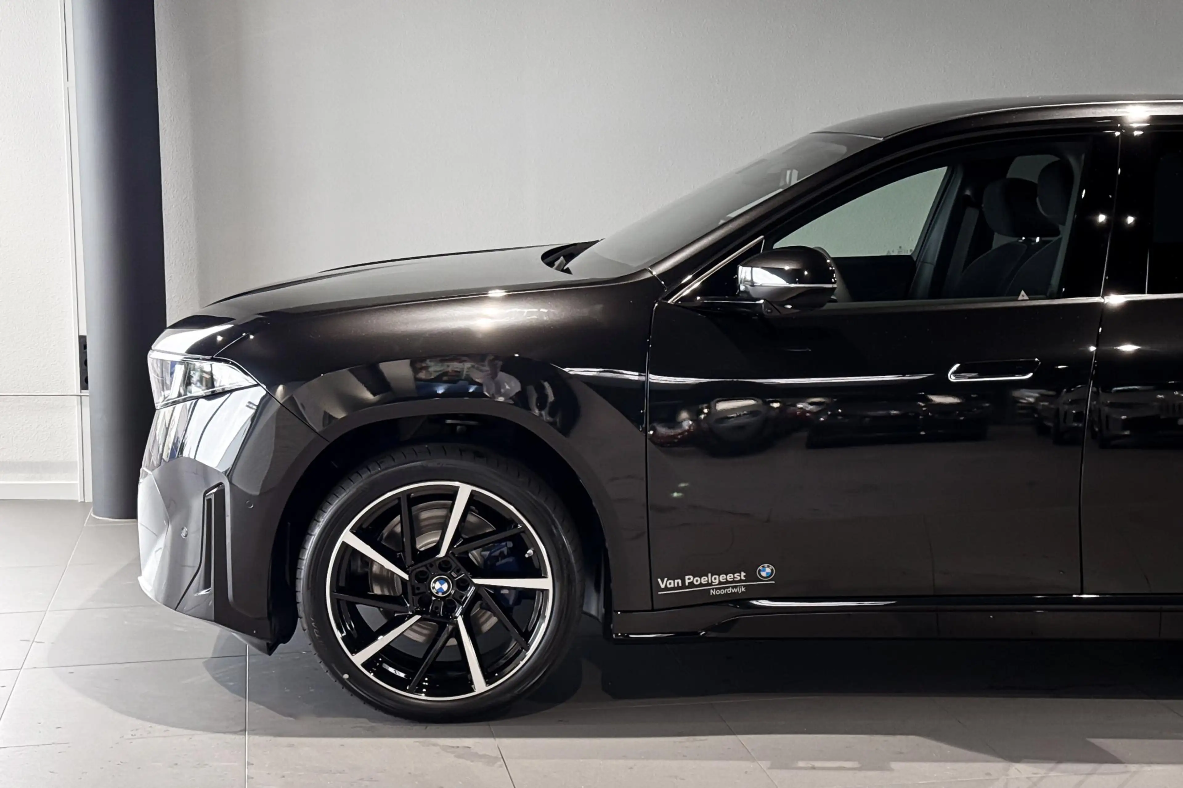 BMW iX3 40 eDrive | M Sport | Glazen Panoramadak | Harman — photo 4