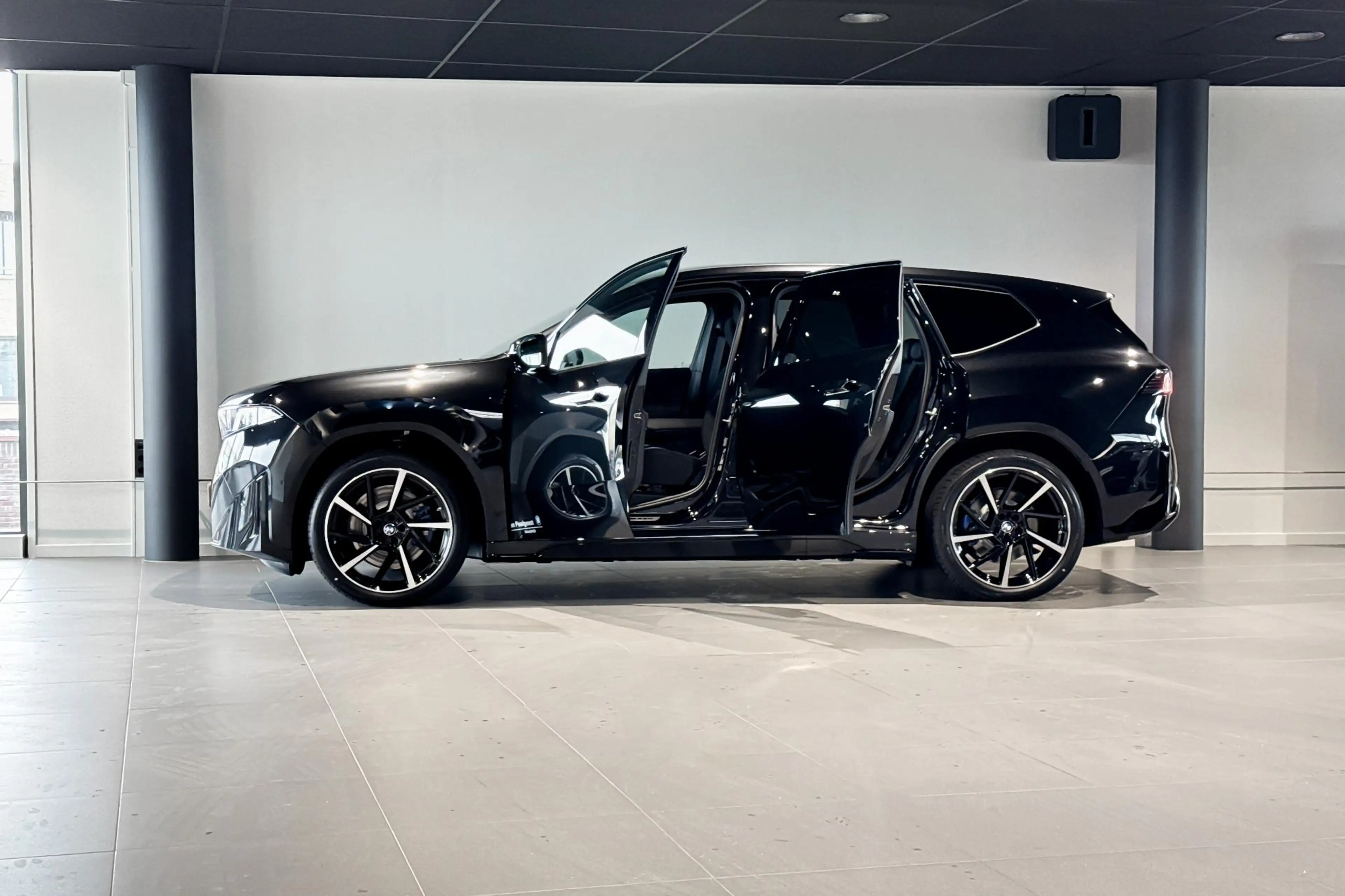 BMW iX3 40 eDrive | M Sport | Glazen Panoramadak | Harman — photo 3