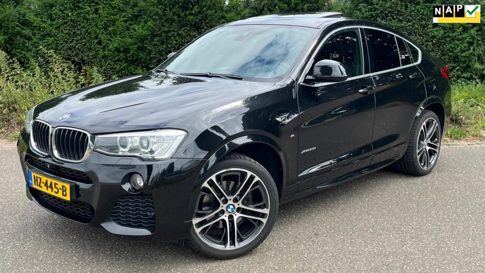 BMW X4 XDrive20i High Executive l NAP l M-Pakket Noir - 1