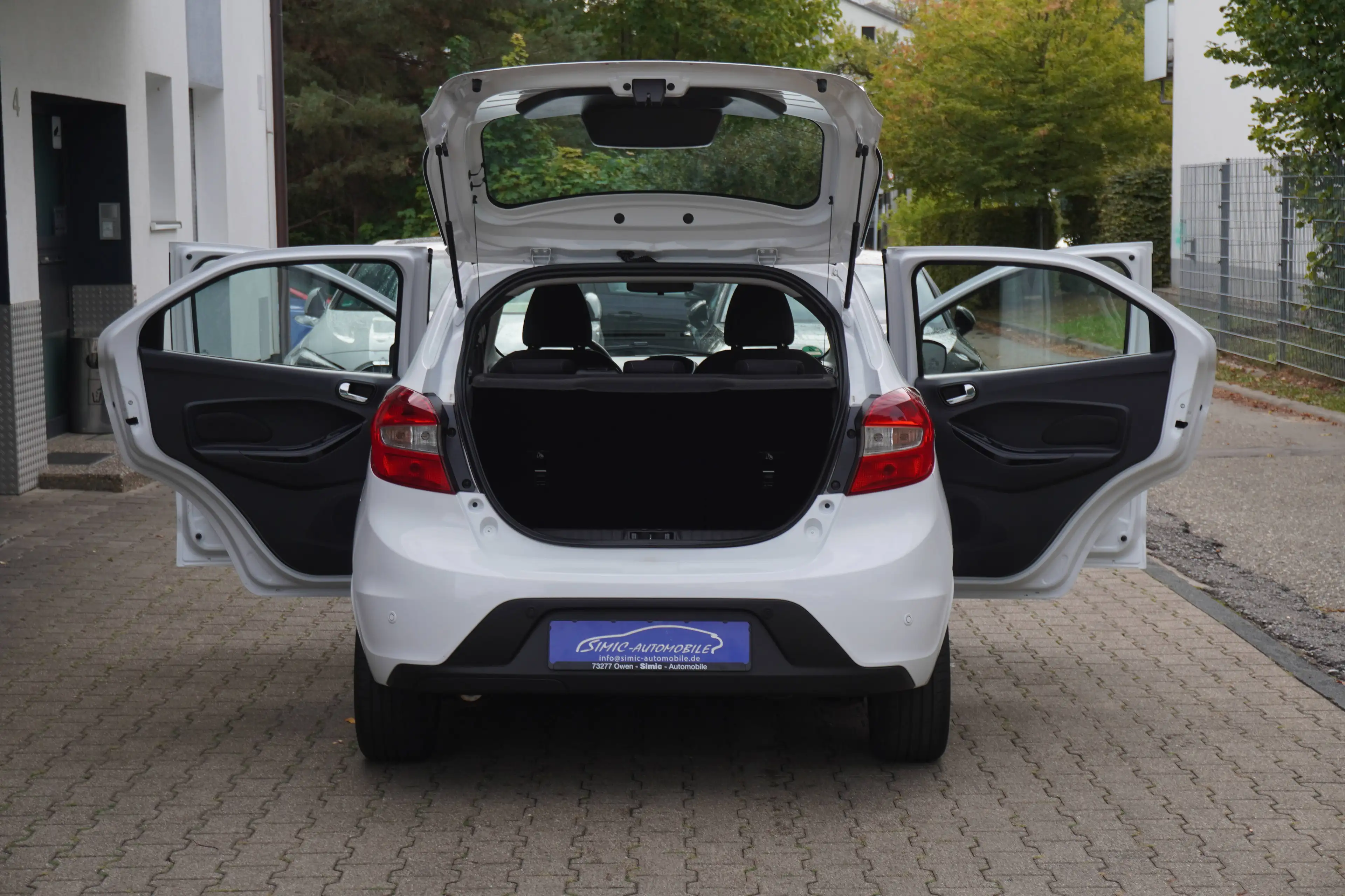 Ford Ka/Ka+ Cool & Sound 1.2 Ti-VCT KLIMA+ALU+PDC+TEMPOMAT — photo 9