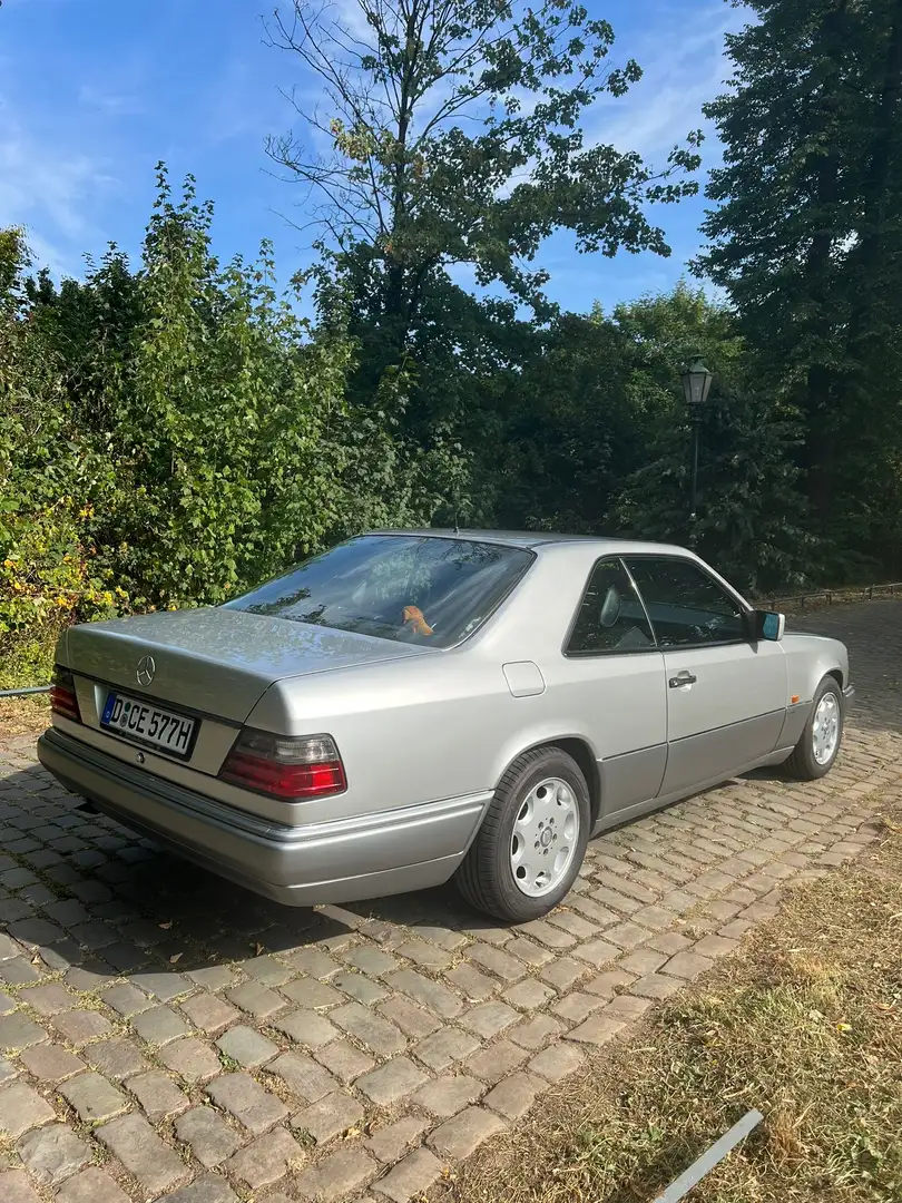 Mercedes-Benz CE 200 Silber - 2