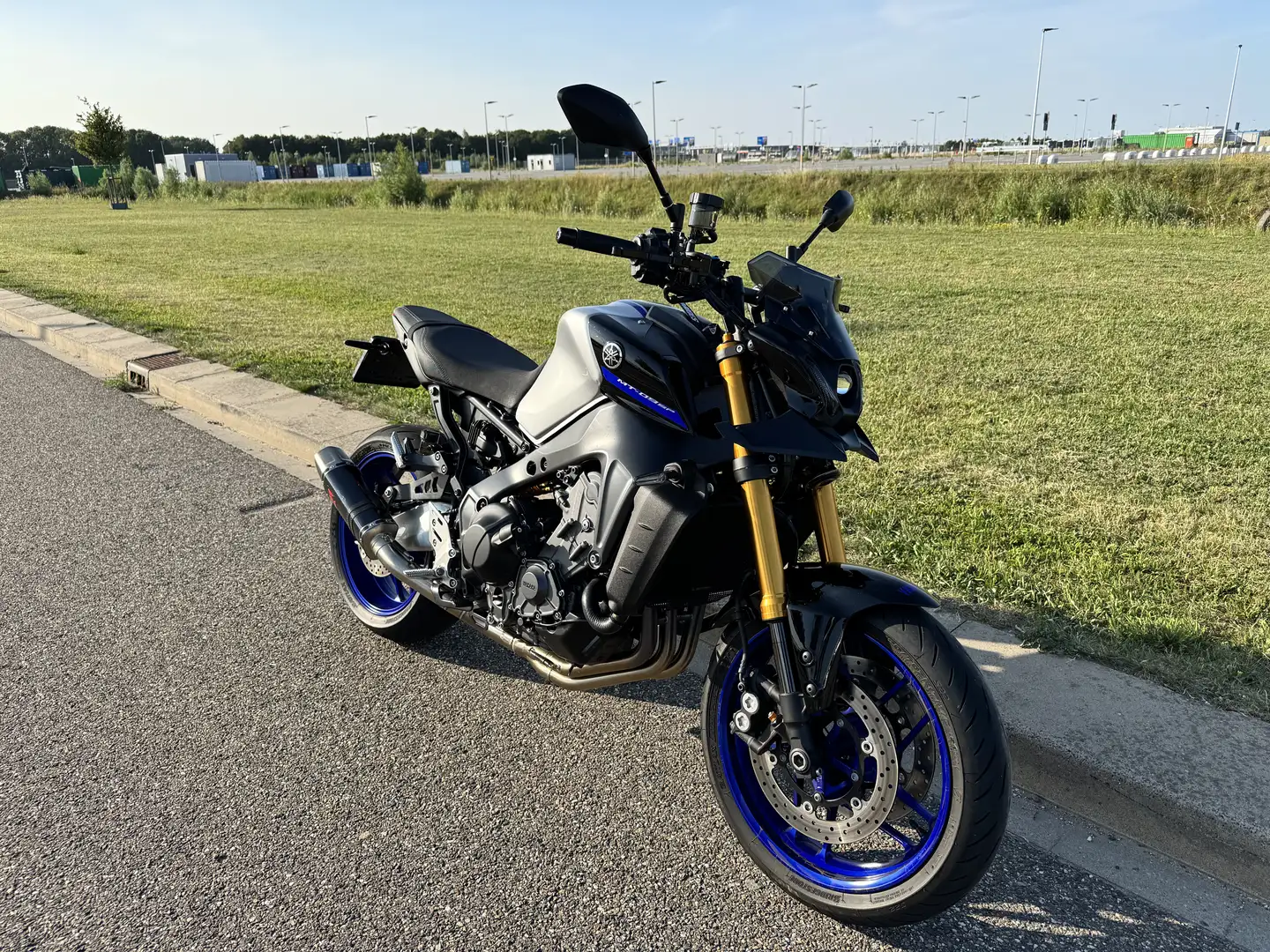 Yamaha MT-09 SP uitvoering | Akrapovic volledig systeem - 2