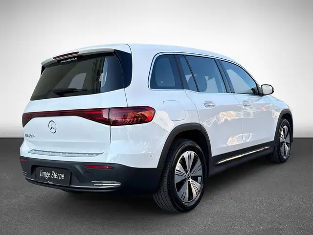 Mercedes-Benz EQB view 6