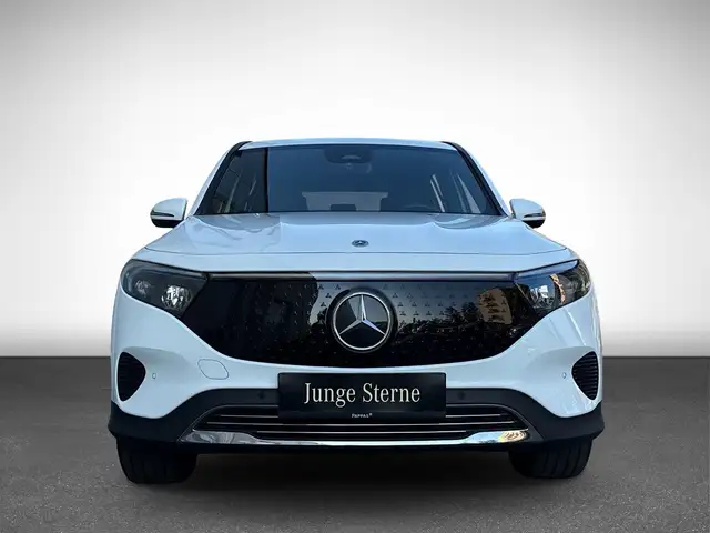 Mercedes-Benz EQB view 4