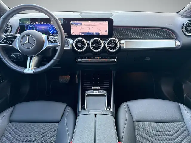 Mercedes-Benz EQB view 8