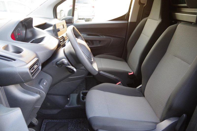 Peugeot Partner 1.5 BlueHDI AIRCO, CRUISE, ZEER NETTE AUTO! NL AUT — photo 6