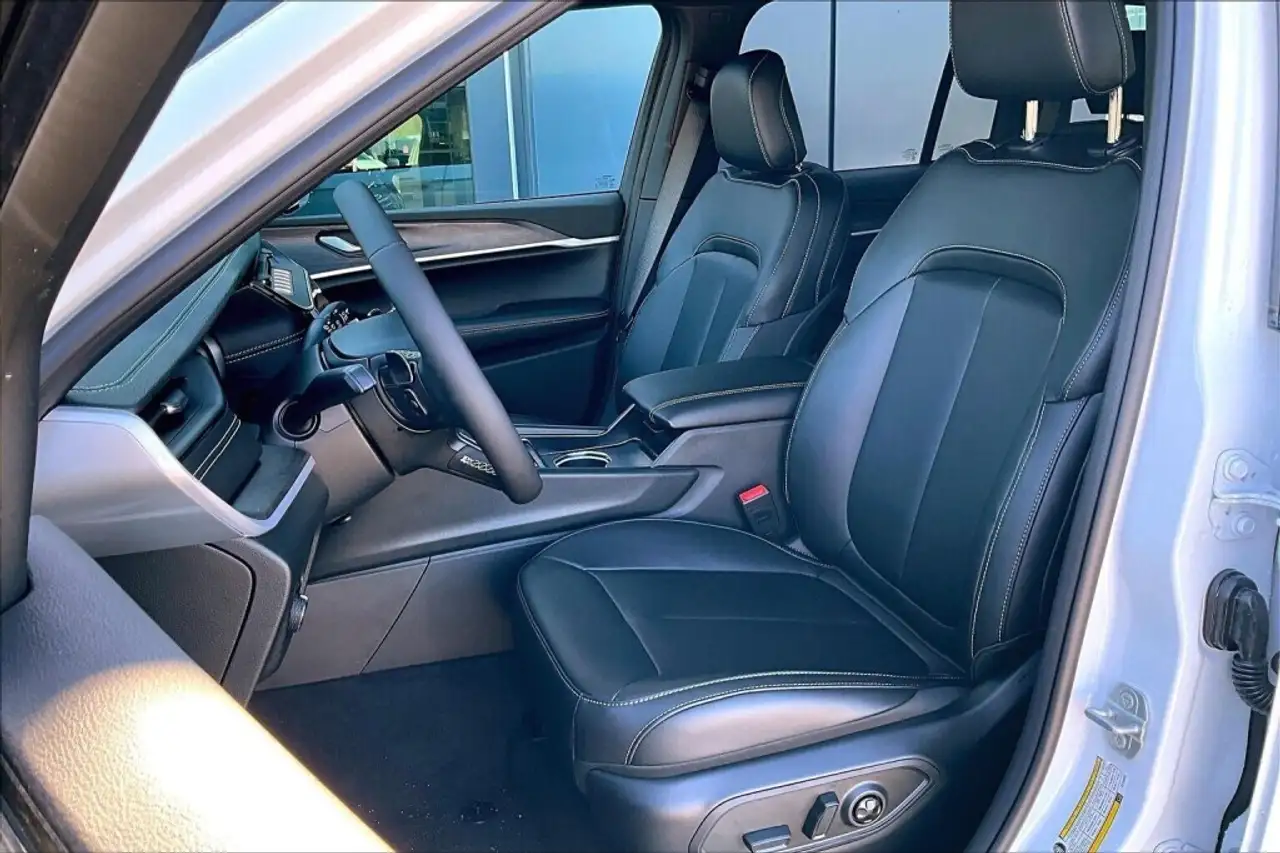 Jeep Grand Cherokee fotografie Jeep Grand Cherokee