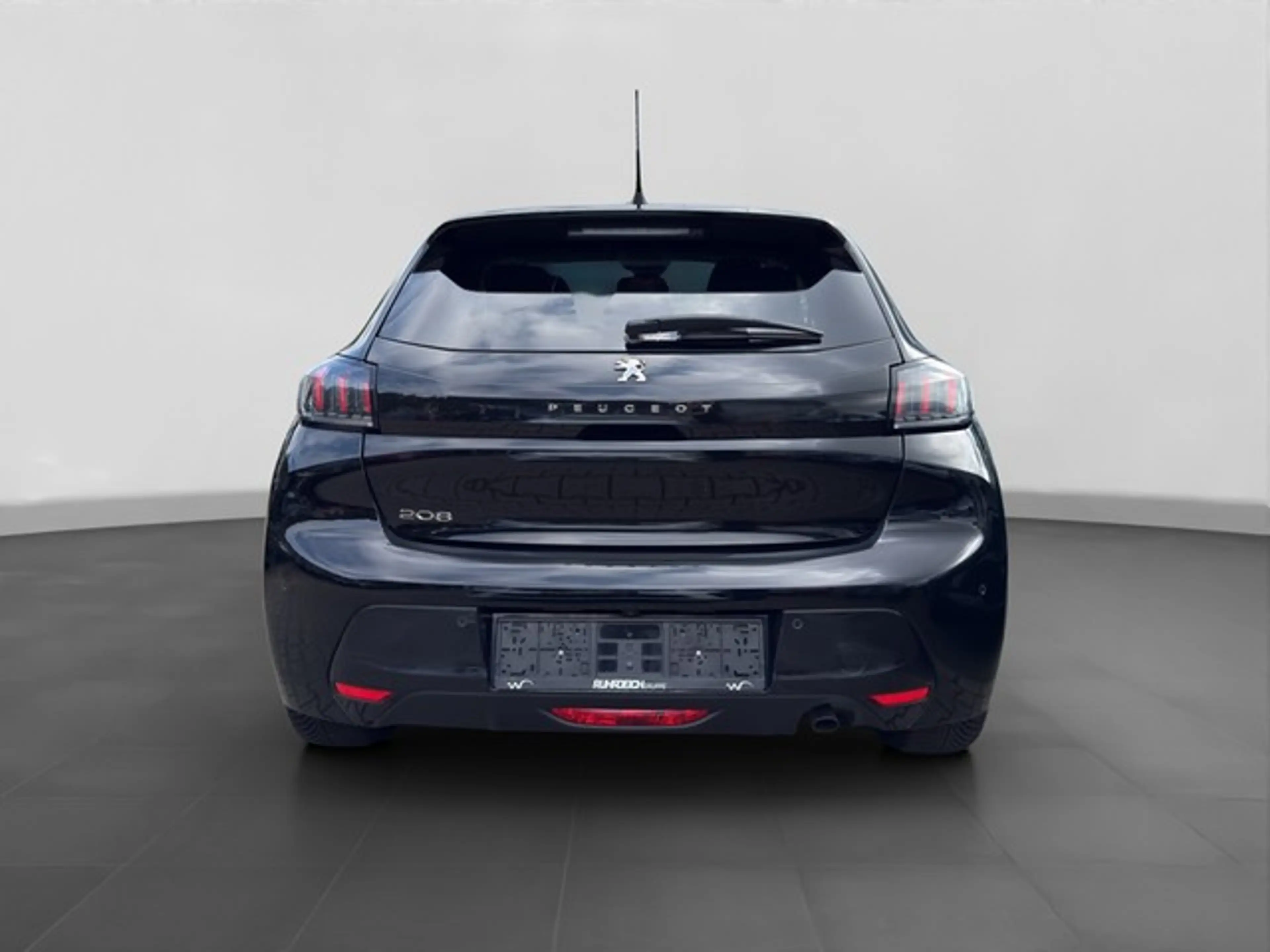 Peugeot 208 Allure Pack PureTech 100 Navi+LED+PDC+Sitzhzg+ — photo 4