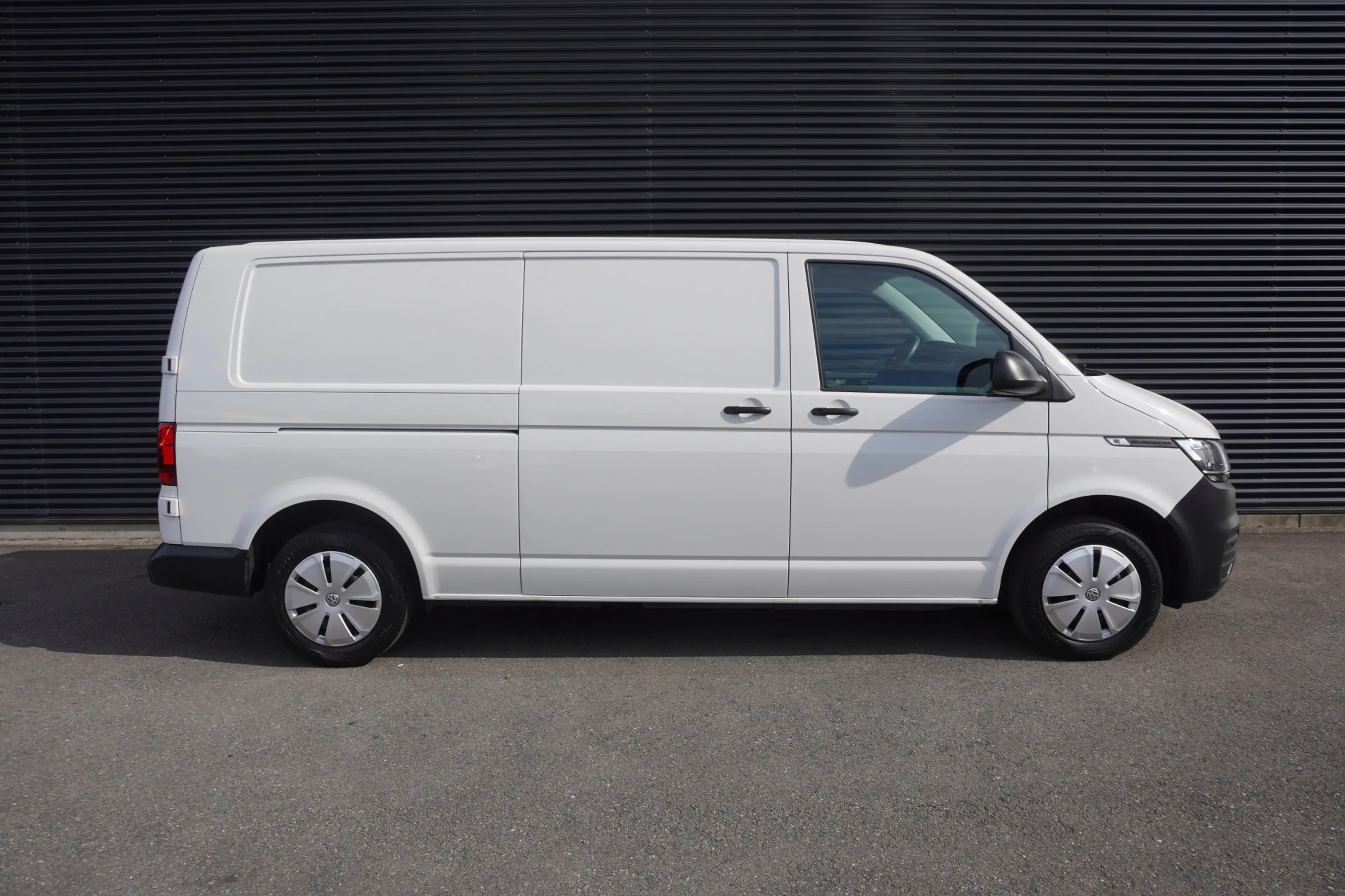 Volkswagen Transporter 150pk Automaat L2H1 2x Schuifdeur Apple Carplay Na — photo 4