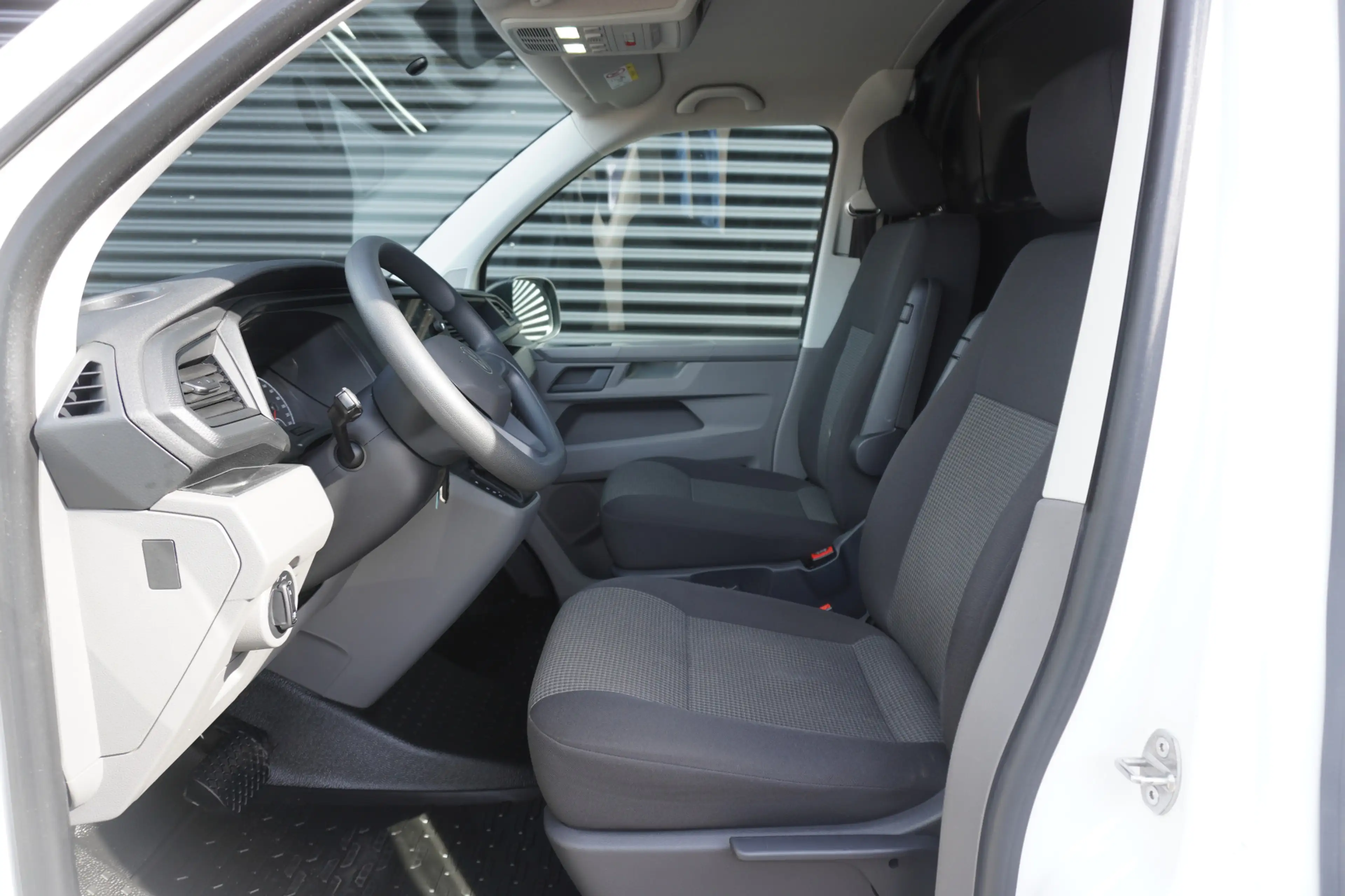 Volkswagen Transporter 150pk Automaat L2H1 2x Schuifdeur Apple Carplay Na — photo 15