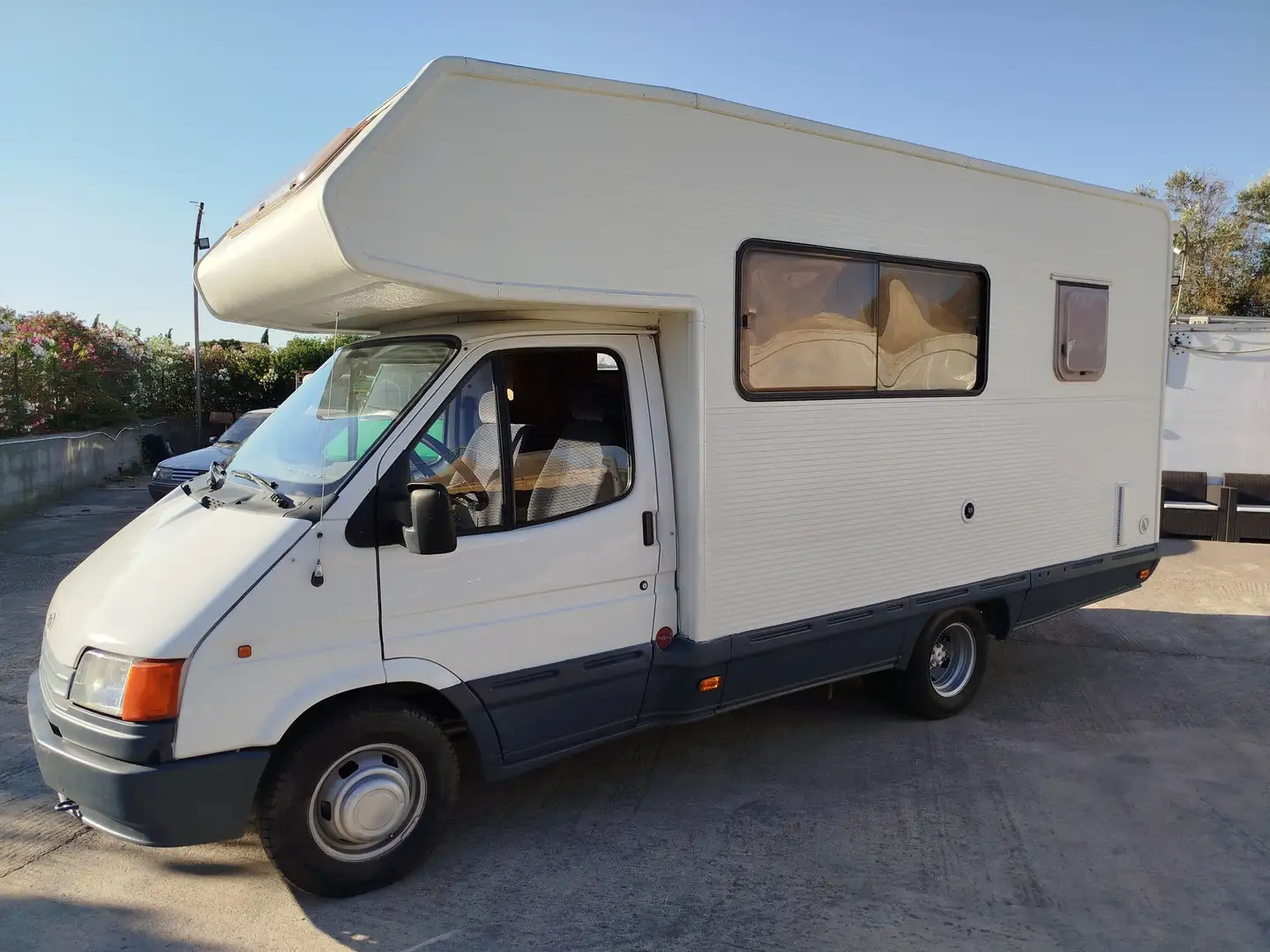 Ford Transit CAMPER 6 POSTI LETTO Bianco - 1