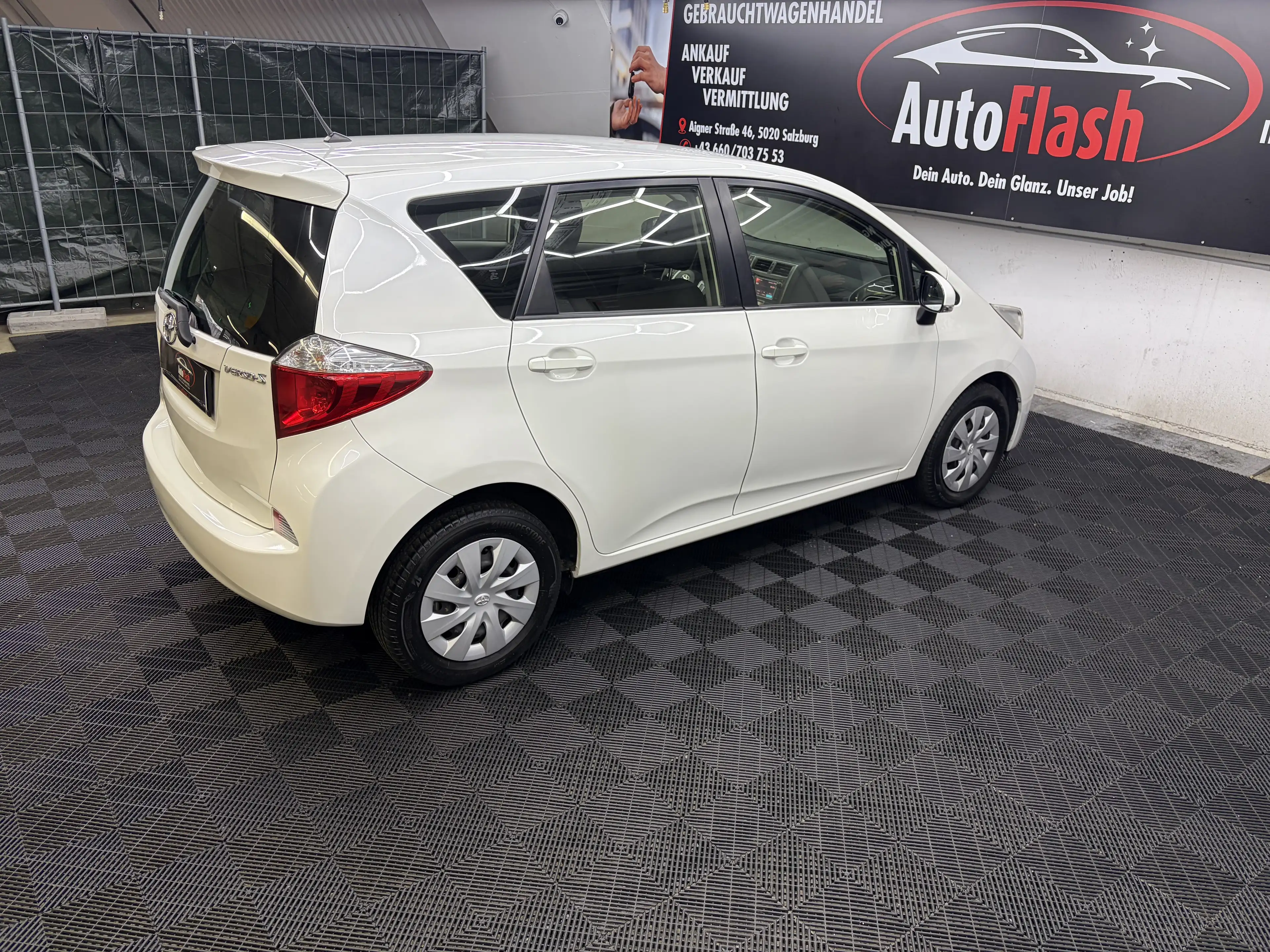 Toyota Verso-S AUTOMATIK — photo 11