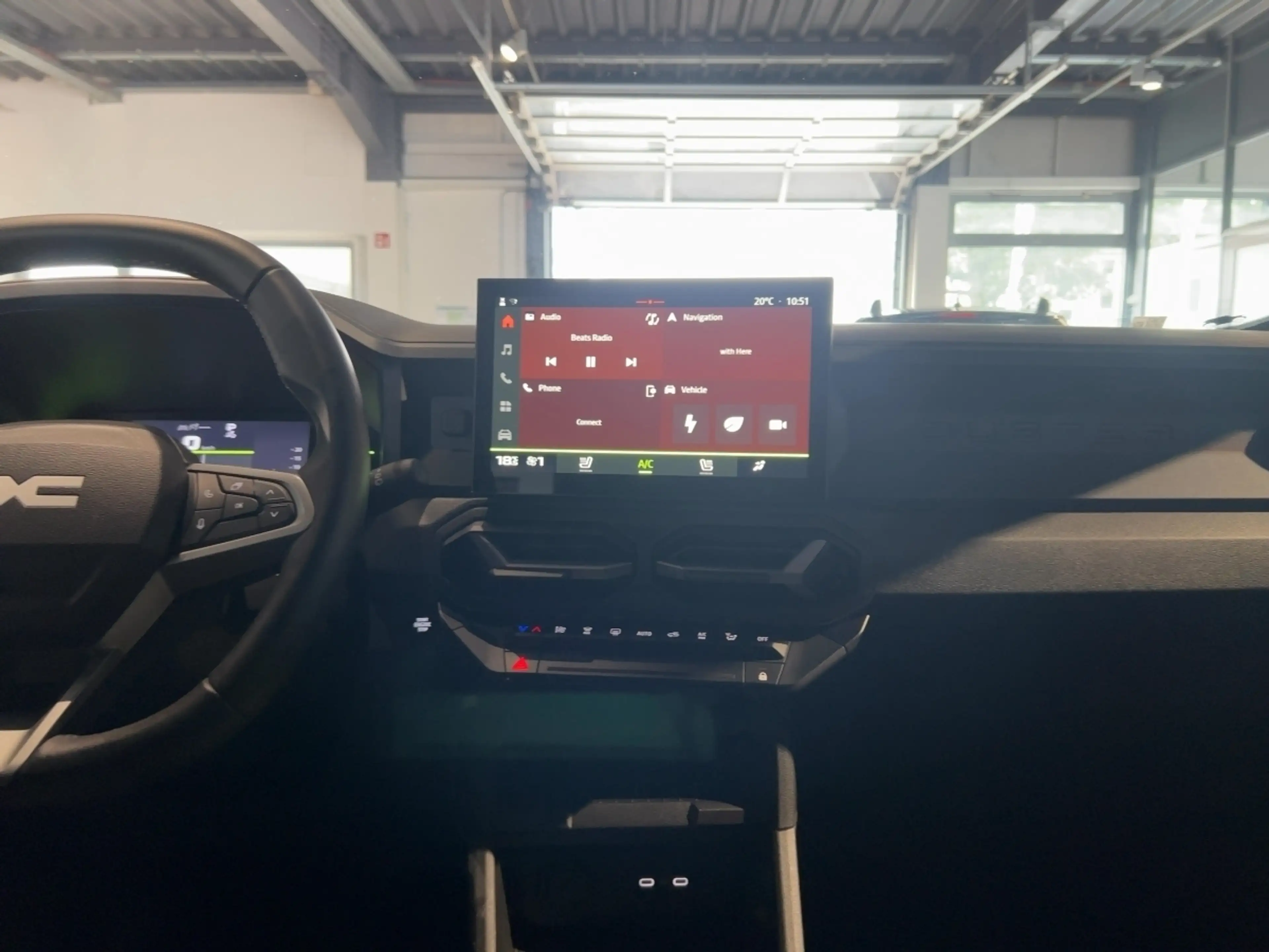 Dacia Duster Neuer  Journey HYBRID 140 SHZ PDC KLIMA ABS — photo 12