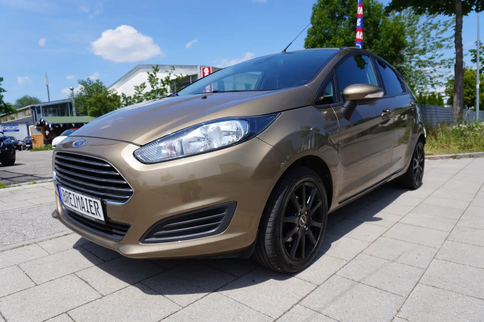 Ford Fiesta SYNC EDITION*TÜV NEU*101 PS*KLIMA*LM*KLIMA*NAVI Beige - 1