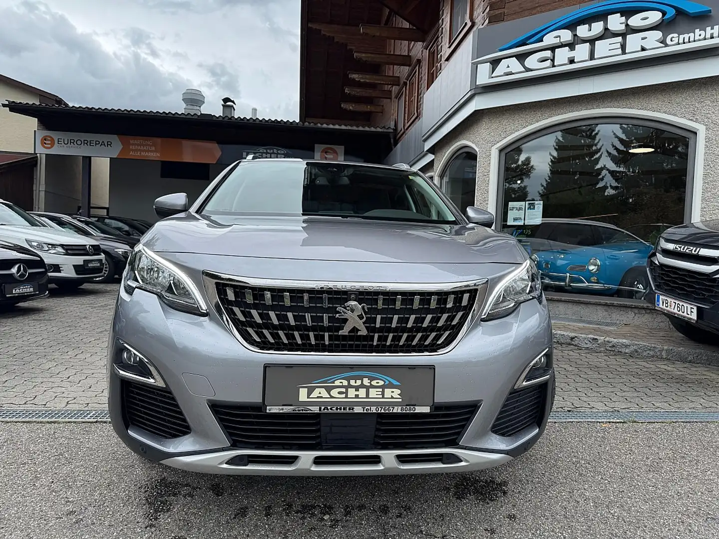 Peugeot 3008 1,5 BlueHDi 130 S&S 6-Gang Allure Gris - 2