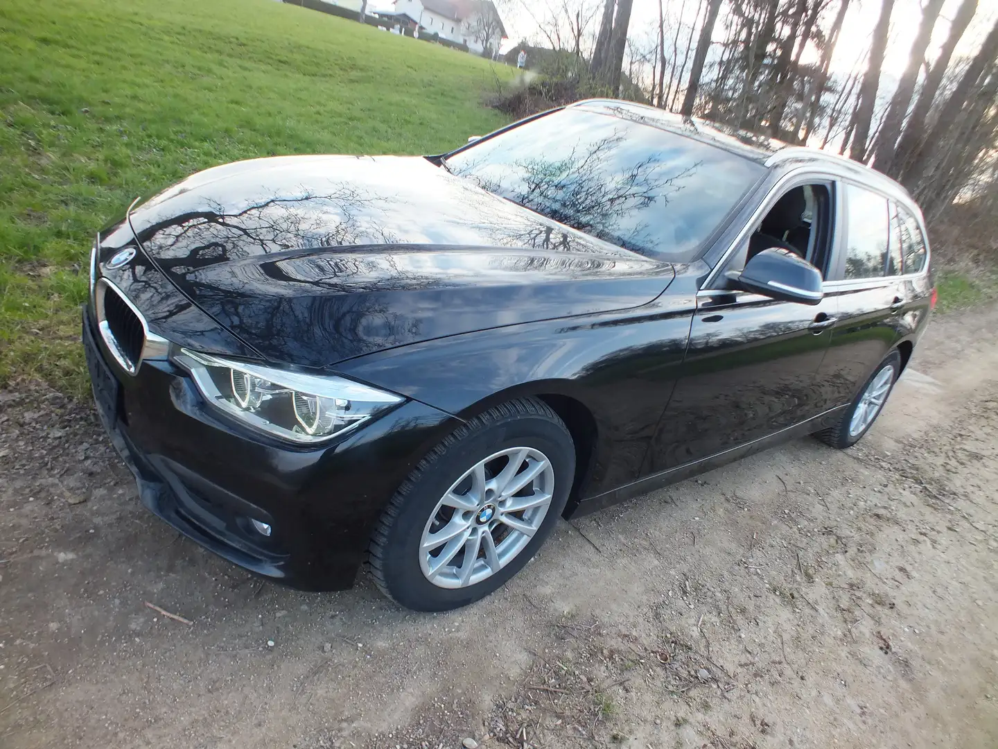 BMW 316 316d Touring Advantage Advantage Schwarz - 2