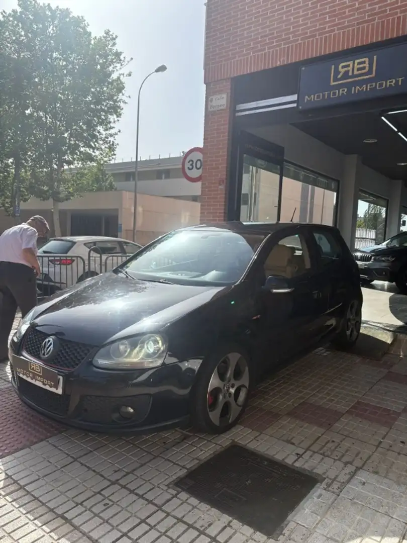 Volkswagen Golf GTI 2.0 TFSI Zwart - 1