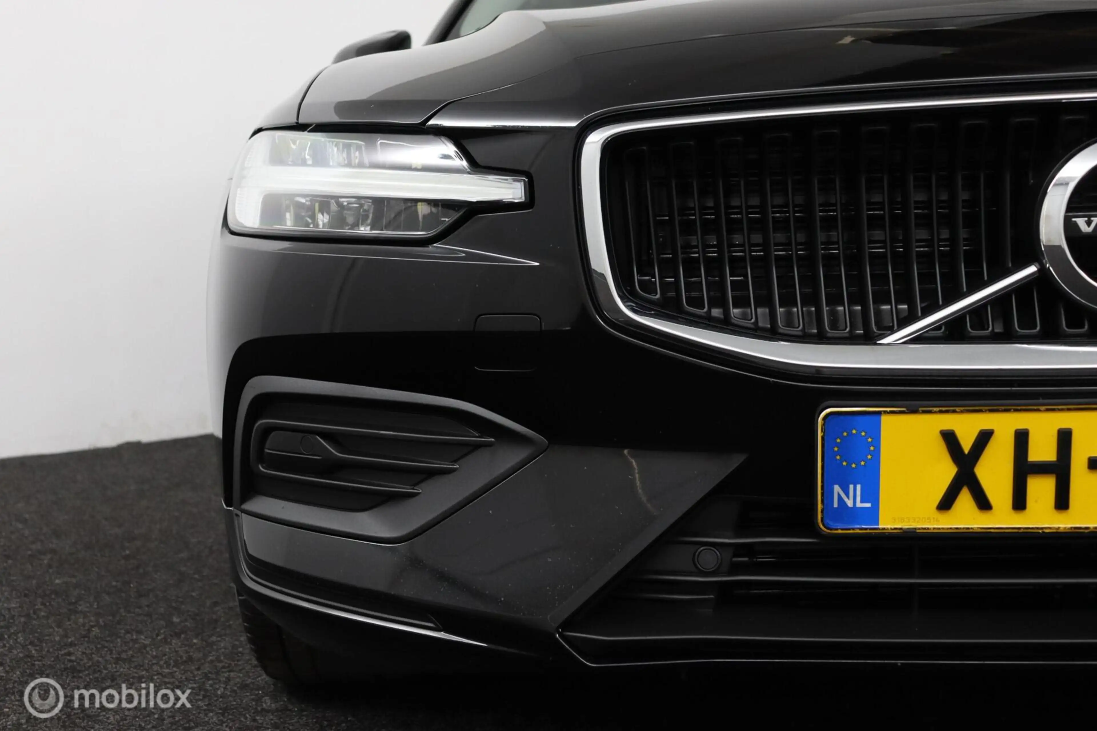 Volvo V60 2.0 T5 Momentum | Trekhaak | Parkeersensoren Achte — photo 31