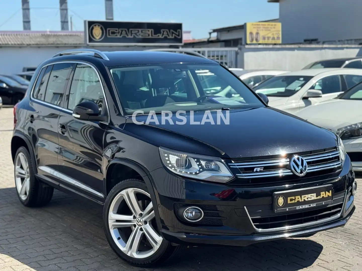 Volkswagen Tiguan 2.0 TDI R LINE 4MOTION 1.HAND+LED+AHK+PDC Schwarz - 1