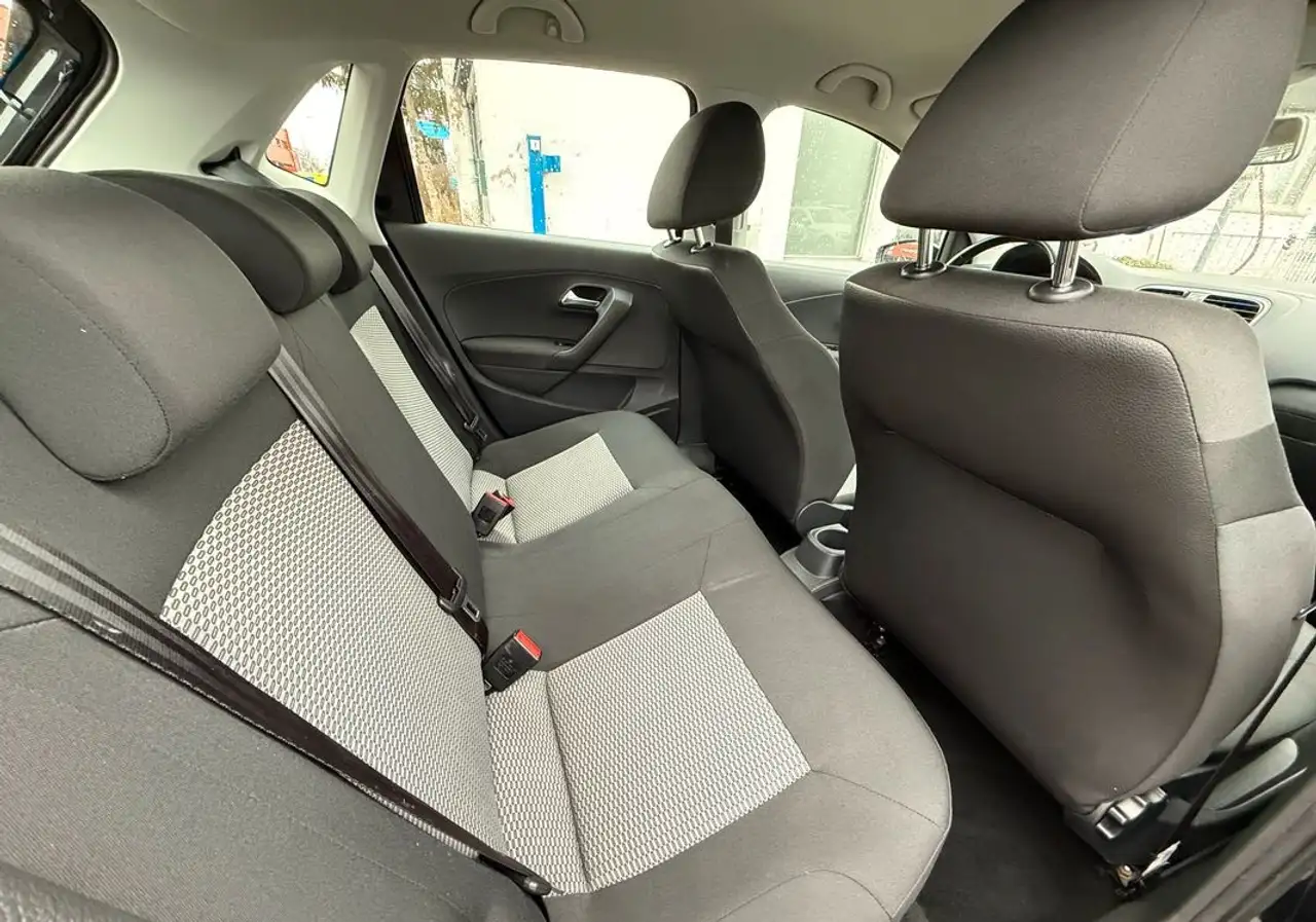 Volkswagen Polo Citadine 5 portes — photo 5