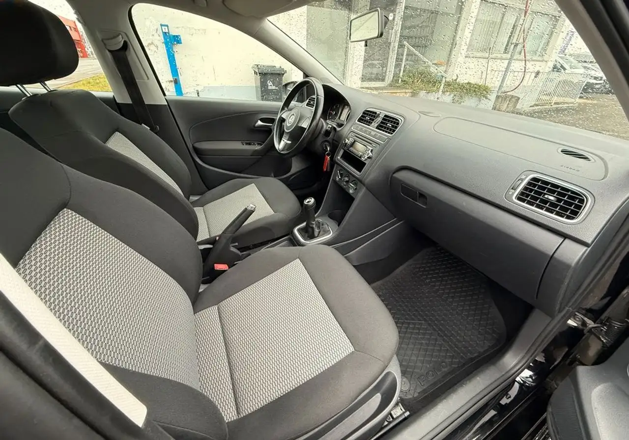 Volkswagen Polo Citadine 5 portes — photo 4
