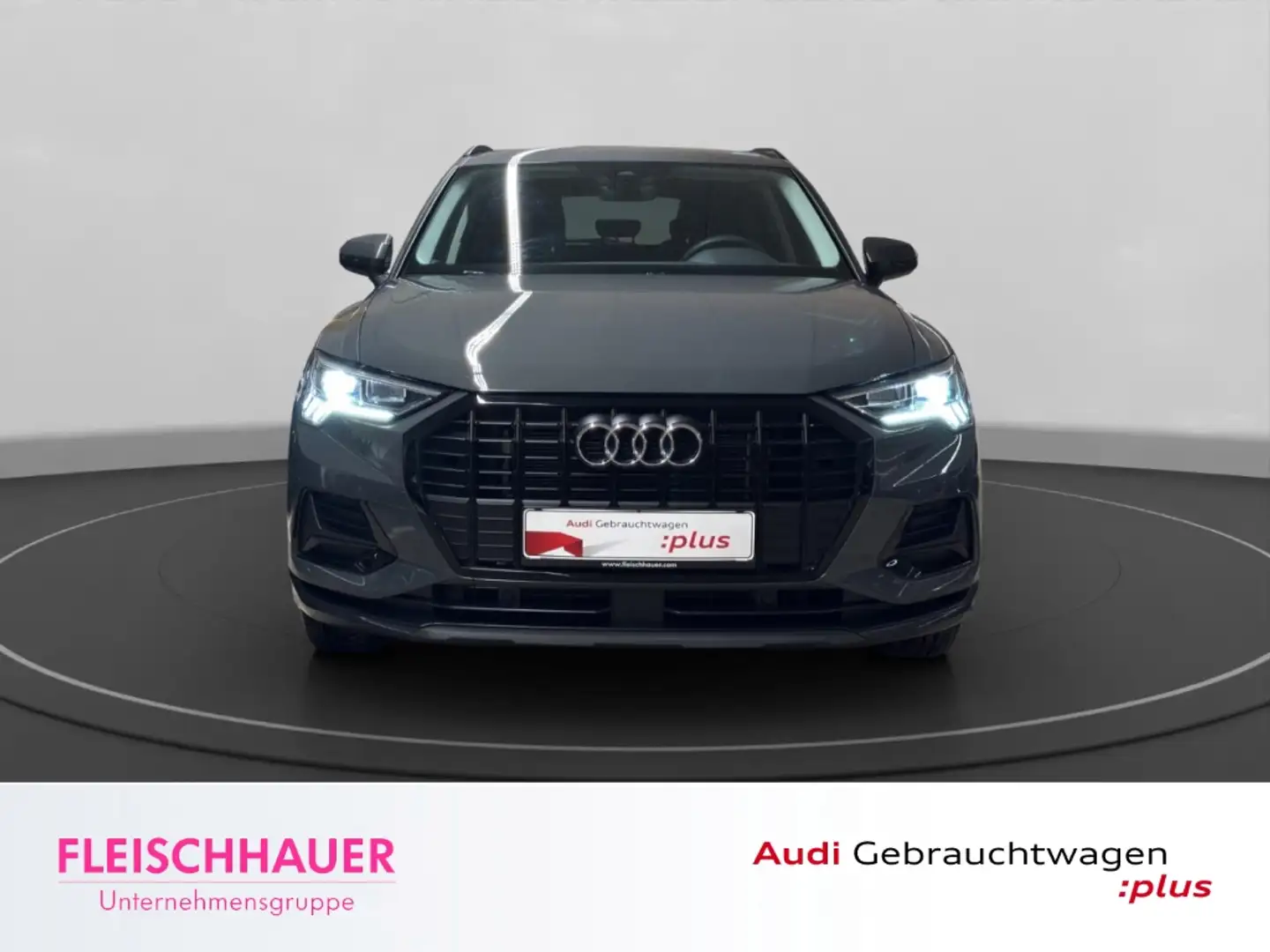 Audi Q3 35 TFSI advanced LED+NAVI+PDC V&H+SHZ+AHK+DC+DAB+C Grau - 2