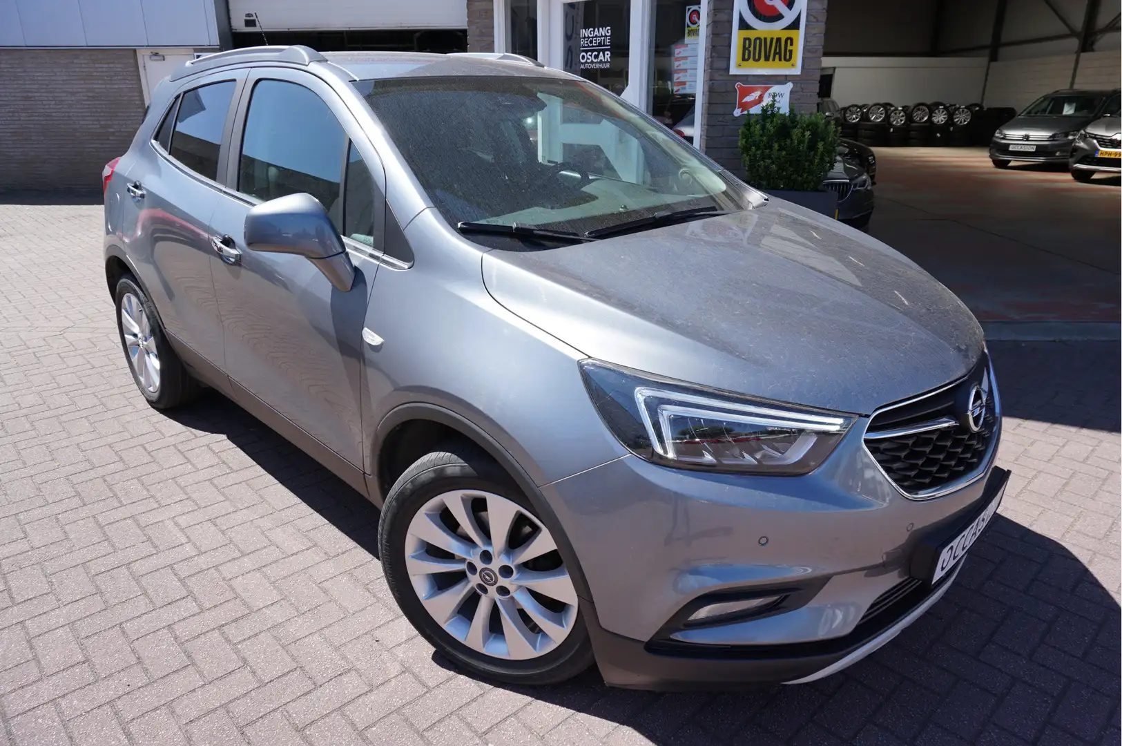 Opel Mokka X 1.4 Turbo Innovation Automaat Gris - 1