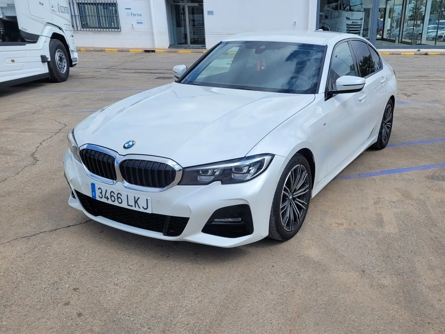 BMW 318 318dA - 1