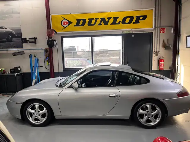 Porsche 911 3.4 Coupé Carrera