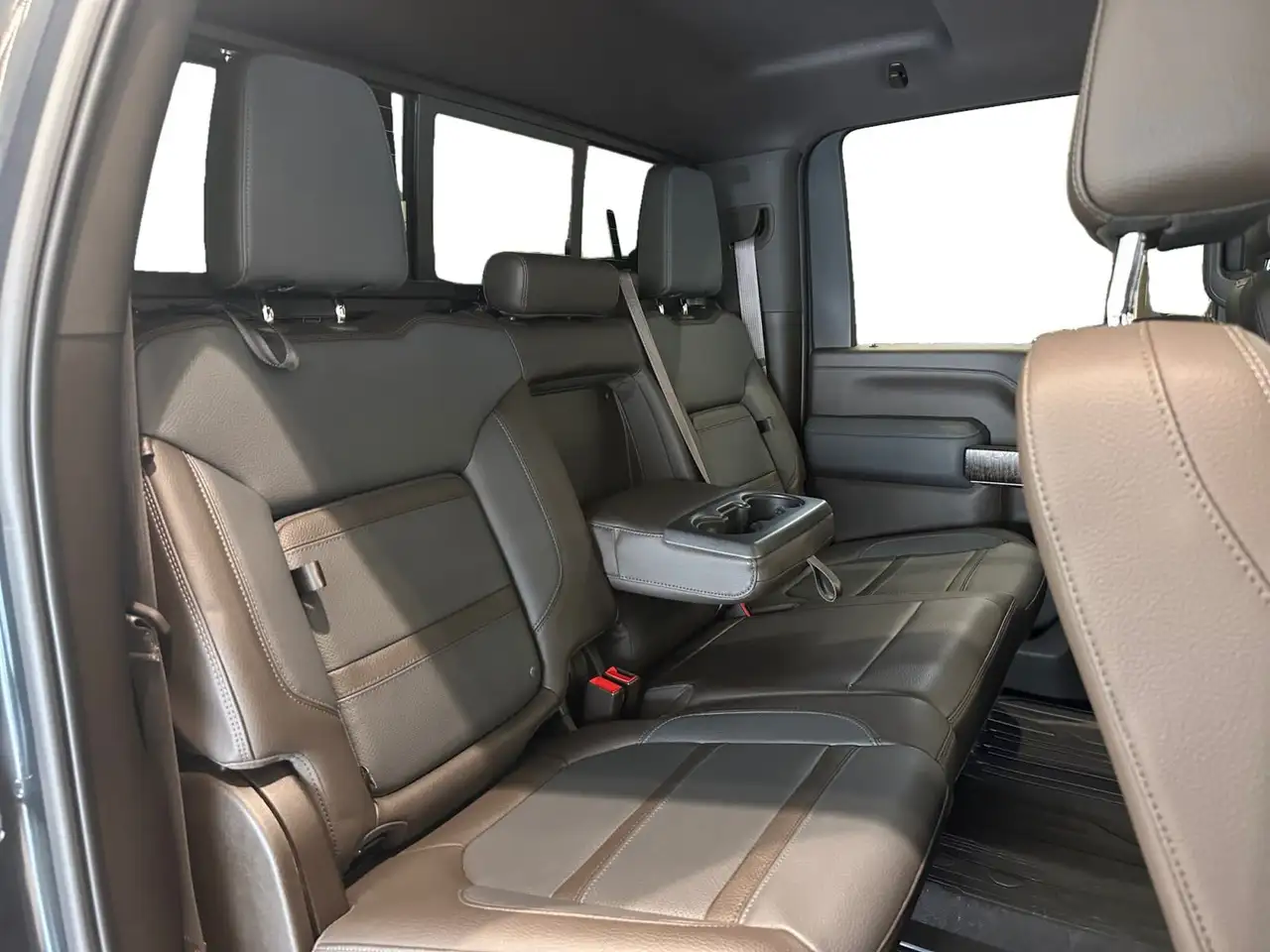 GMC Sierra 3500HD снимка GMC Sierra 3500HD
