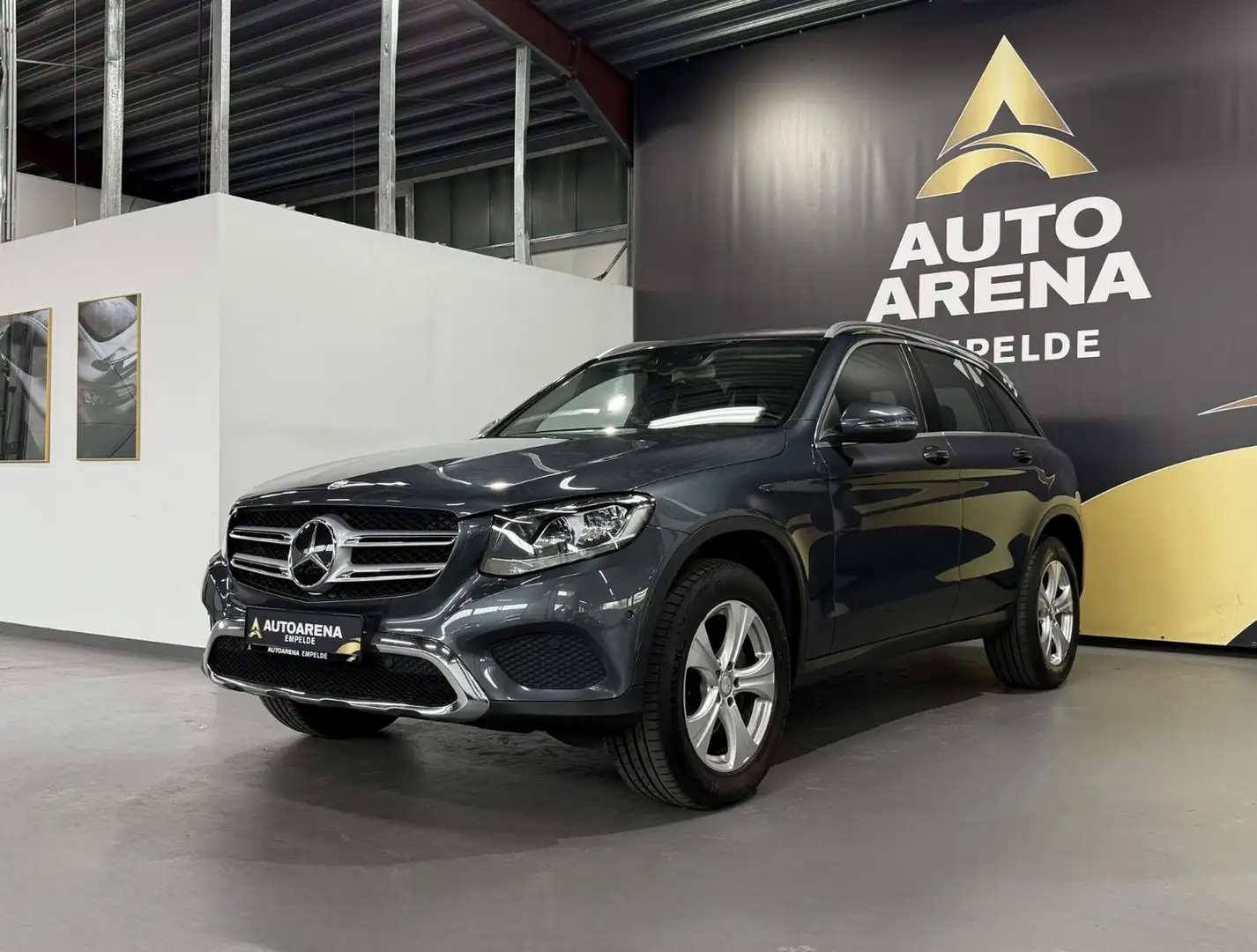 Mercedes-Benz GLC 250 d 4Matic*HUD*VZE*AHK*Temp*Standh*OffRoad Grau - 1