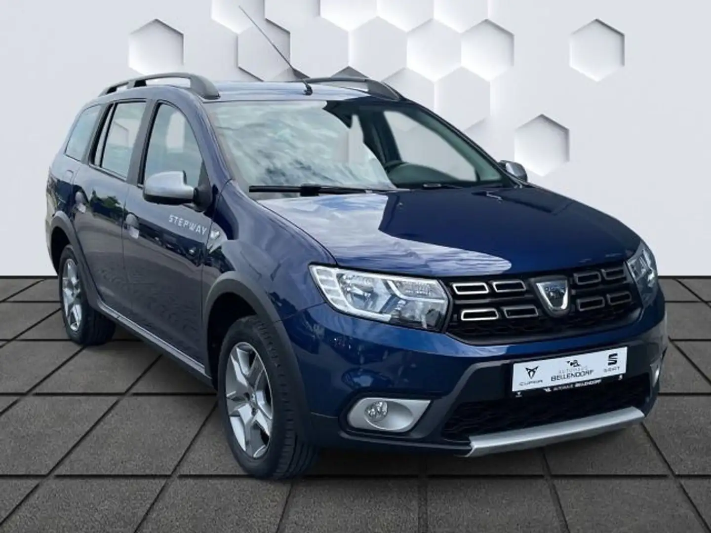 Dacia Logan II 0.9 TCe 90 MCV Stepway 5 Gang Blau - 1