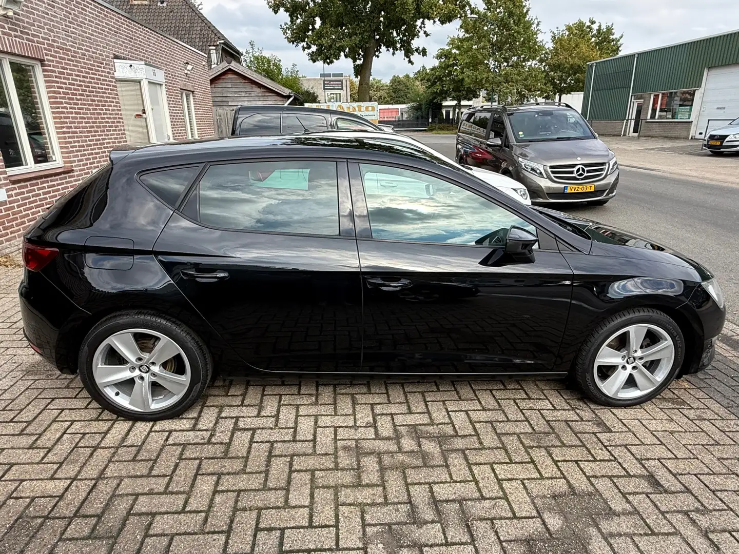 SEAT Leon 1.4 TSI ACT FR navigatie cruise control Noir - 2