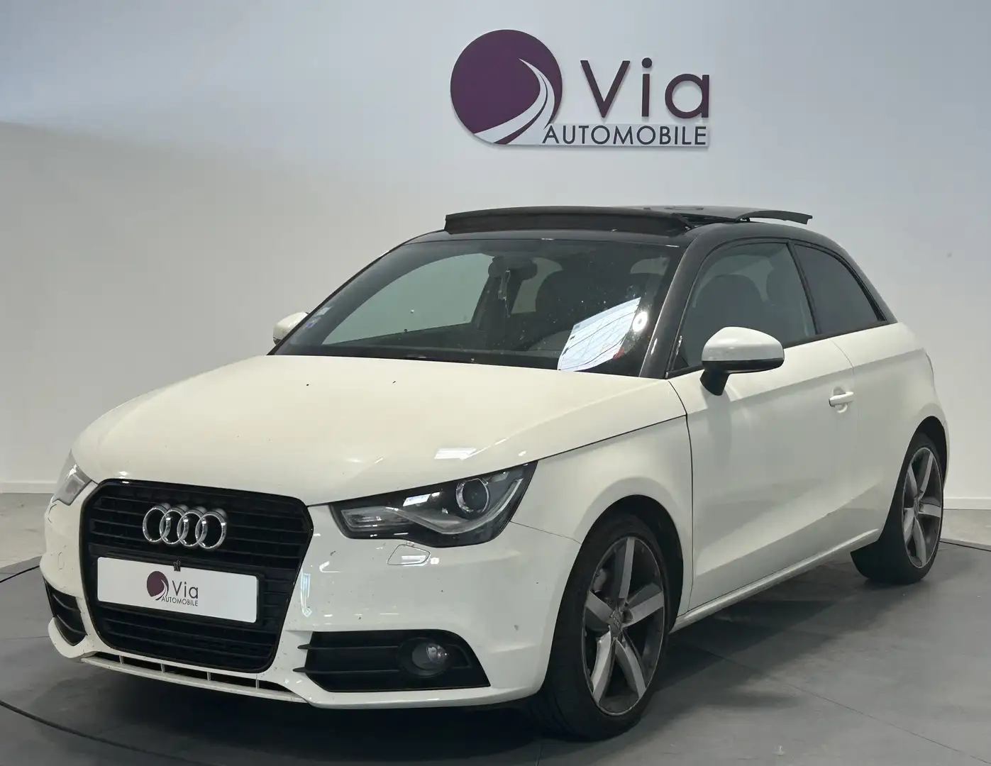 Audi A1 1.6 TDI 105 Ambition Beige - 1